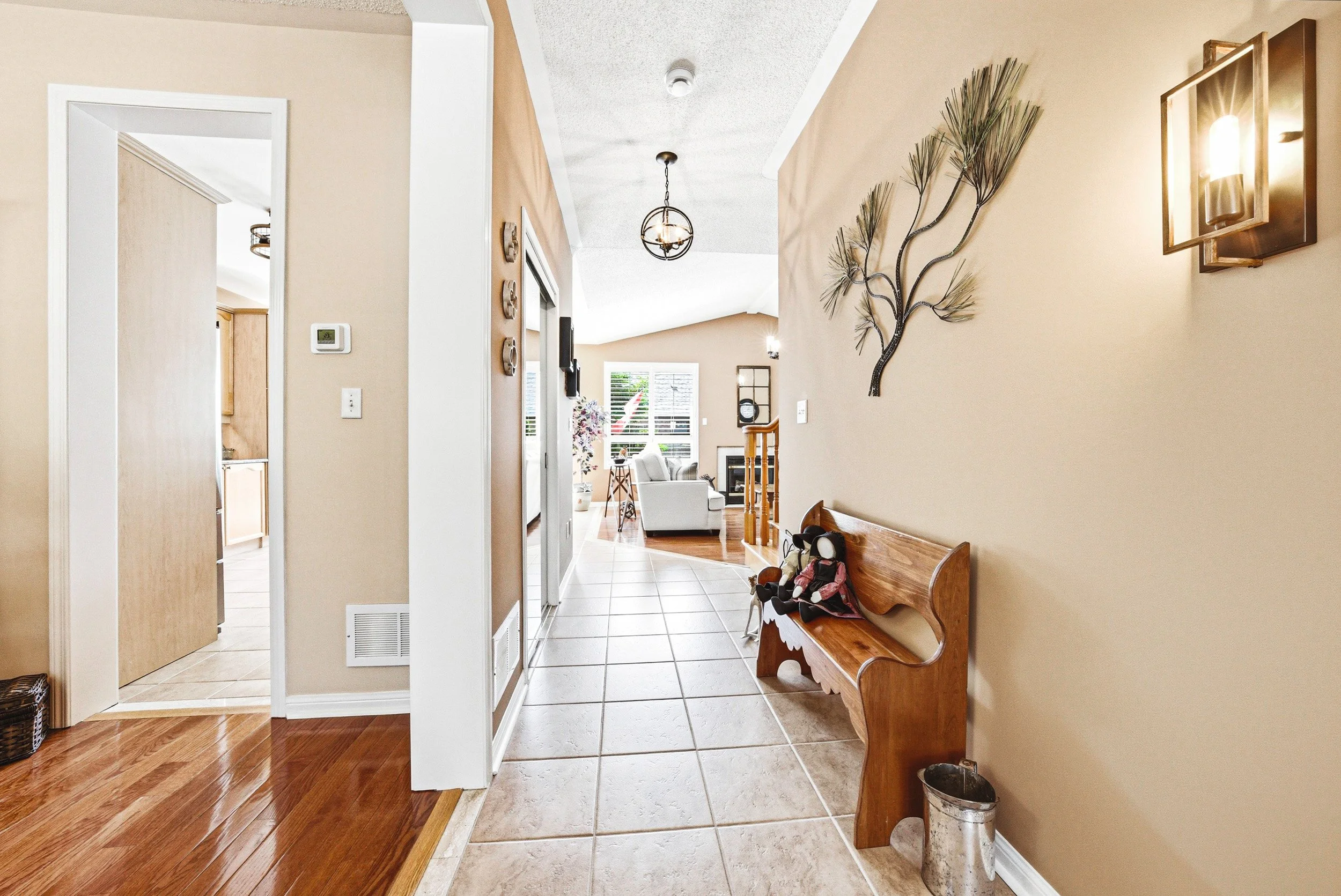 9 - 1588 Ramshaw Cres, Milton.jpg