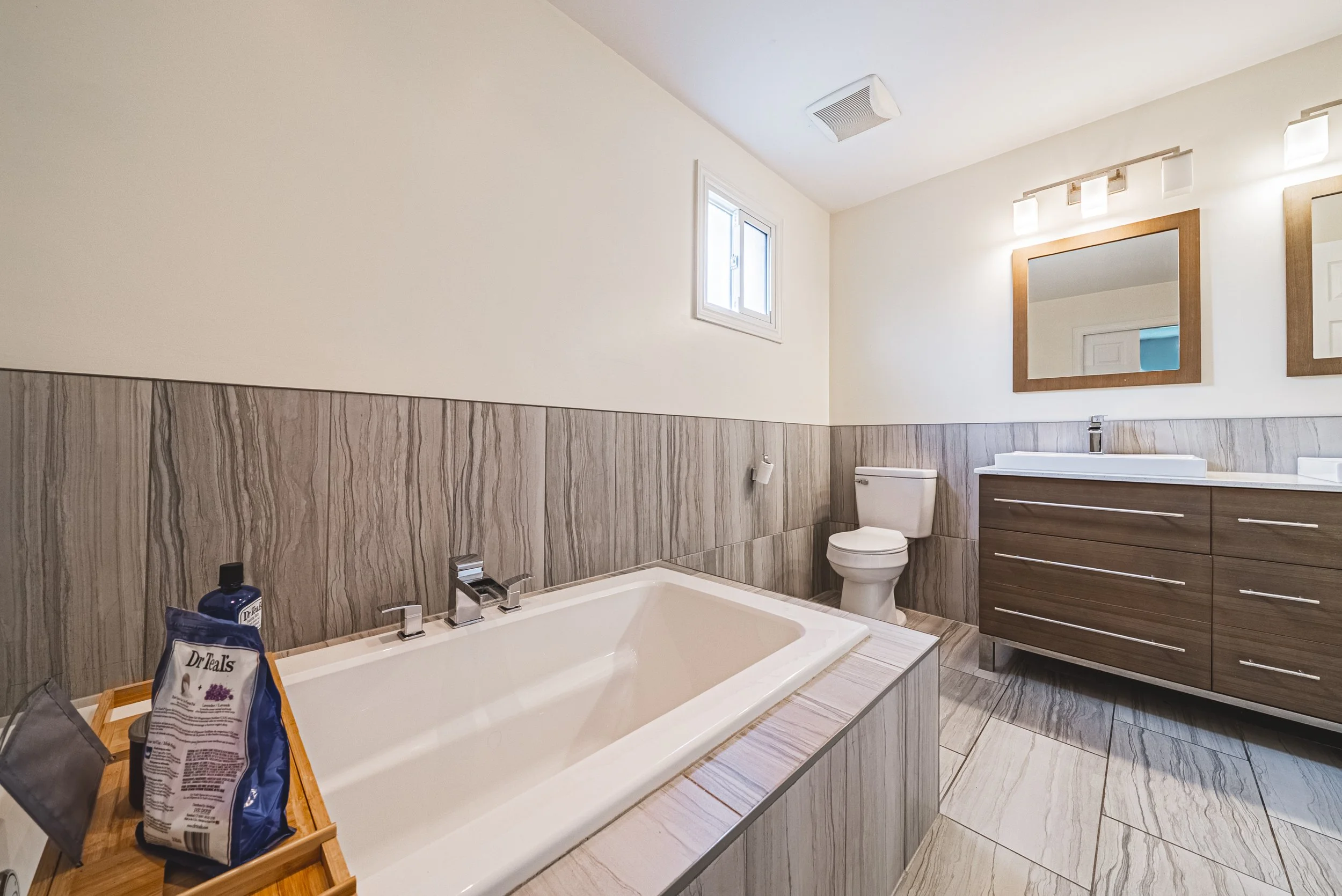 23-27 Ludlow Crescent, Brantford.jpg