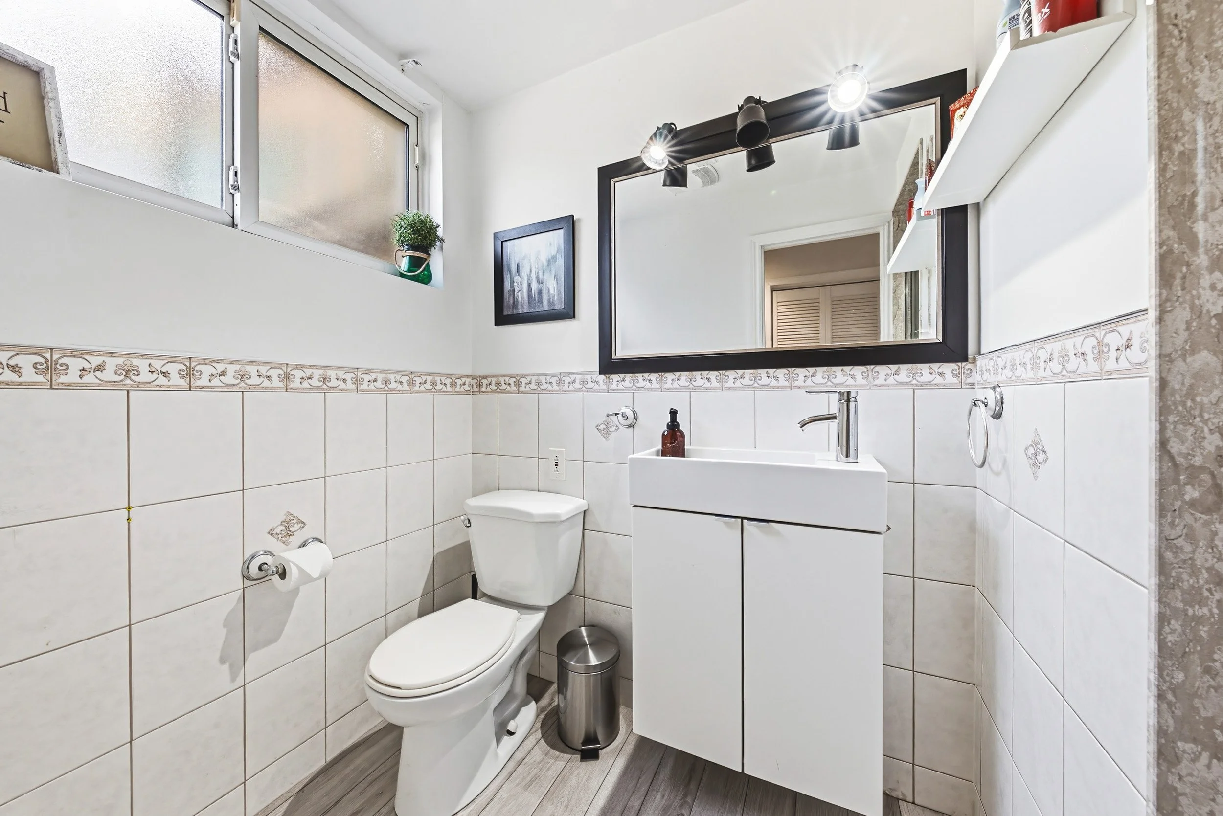 35 - 364 Fennell Ave W, Hamilton.jpg