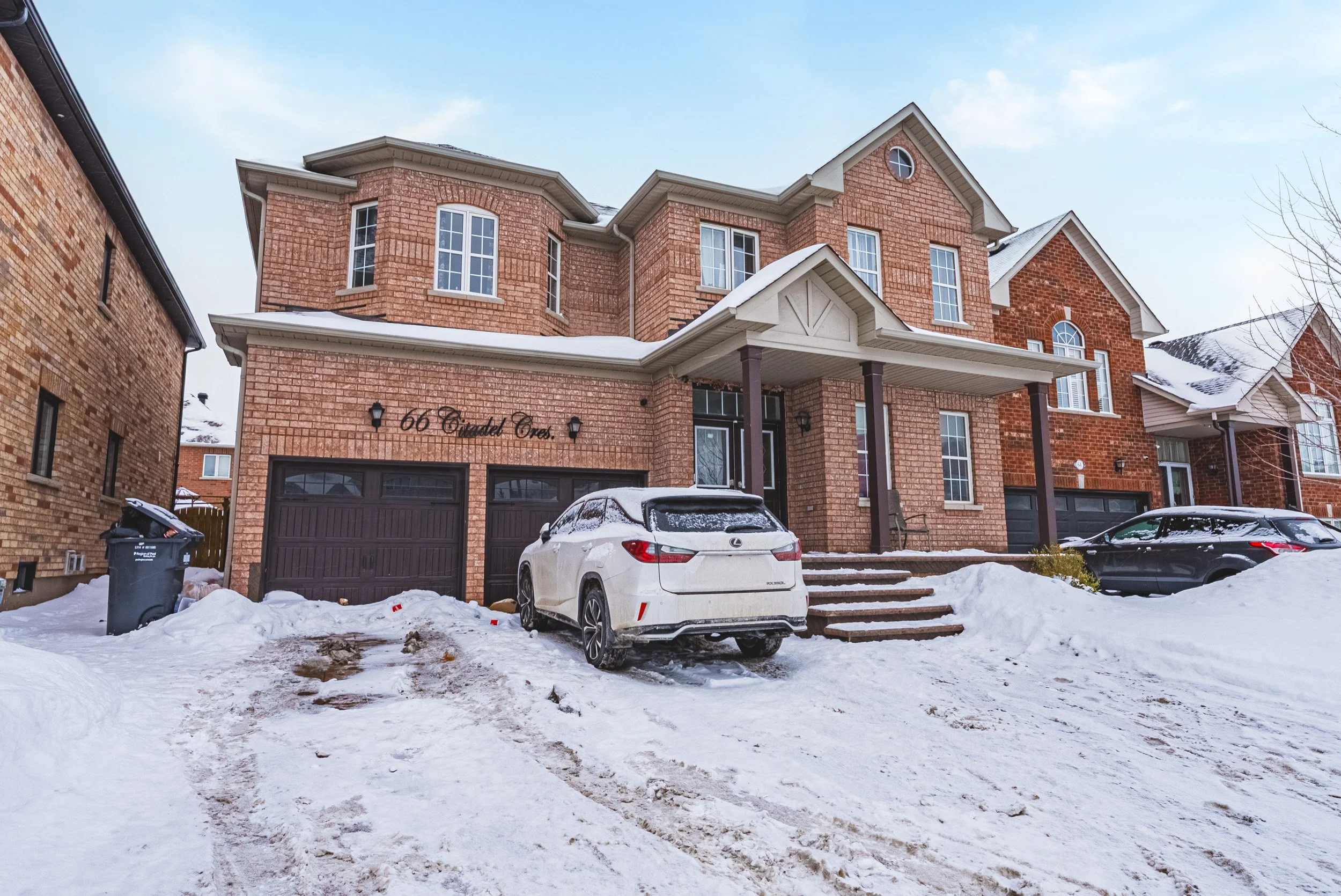 1 - 66 Citadel Cres, Brampton.jpg