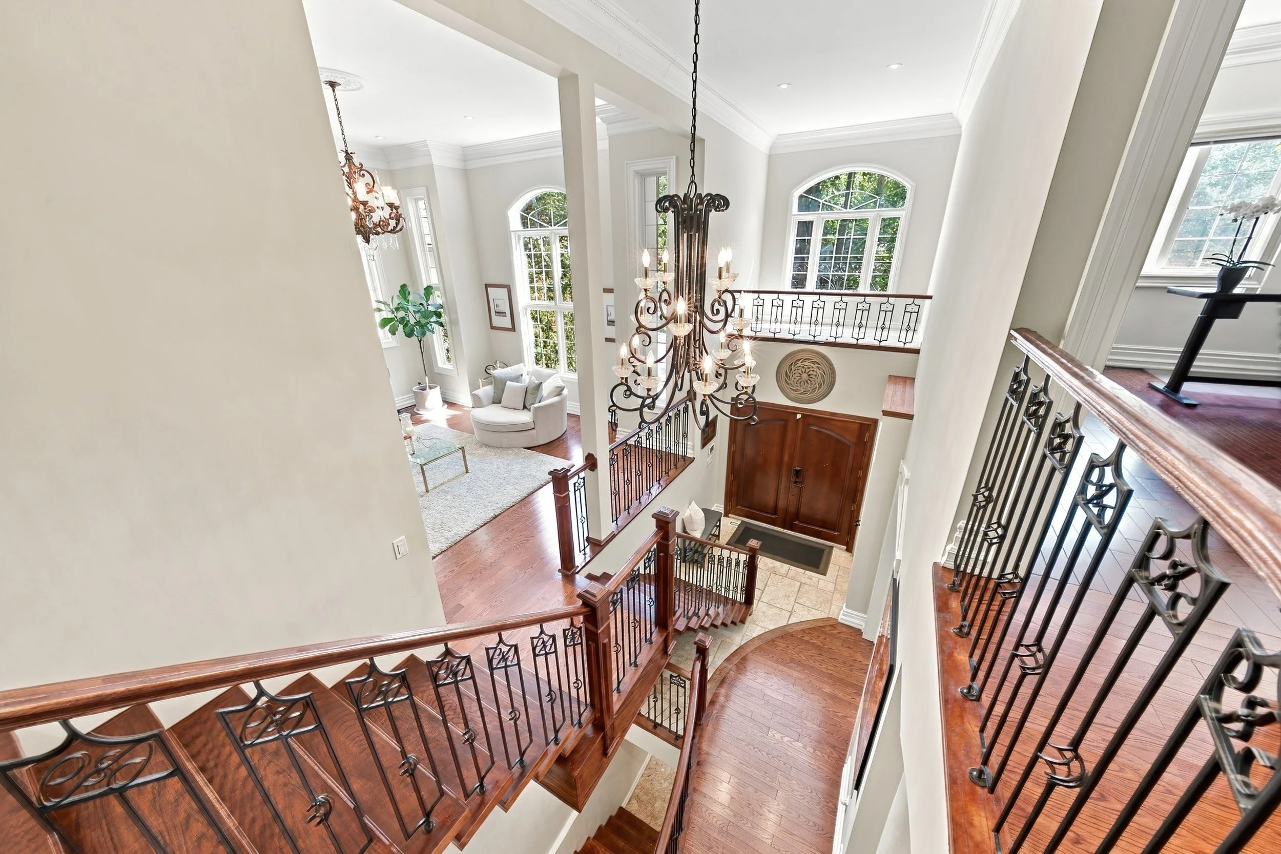 23 - 3021 Woodland Park Dr, Burlington.jpg