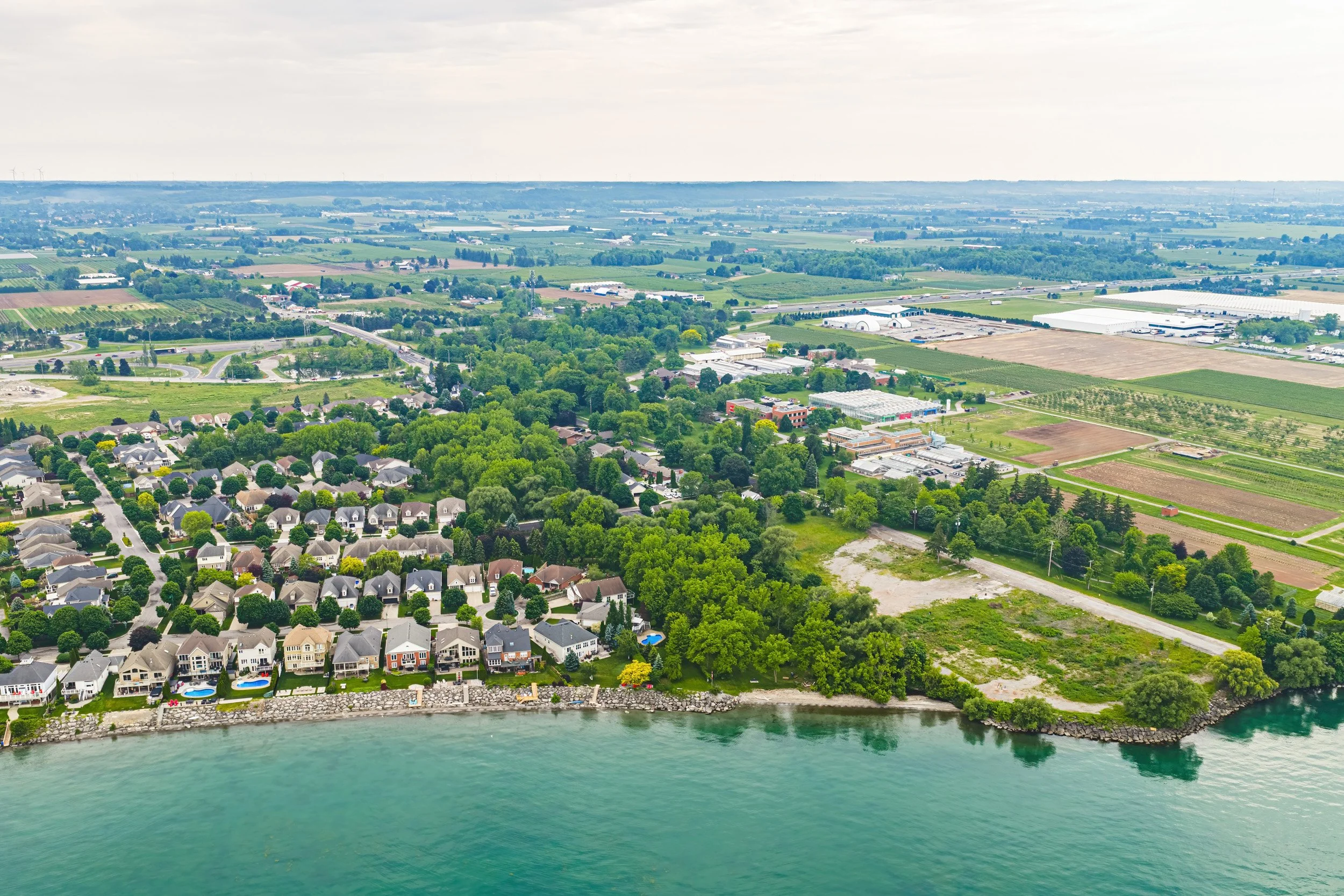 59 - 4897 Victoria Ave N, Vineland Station.jpg