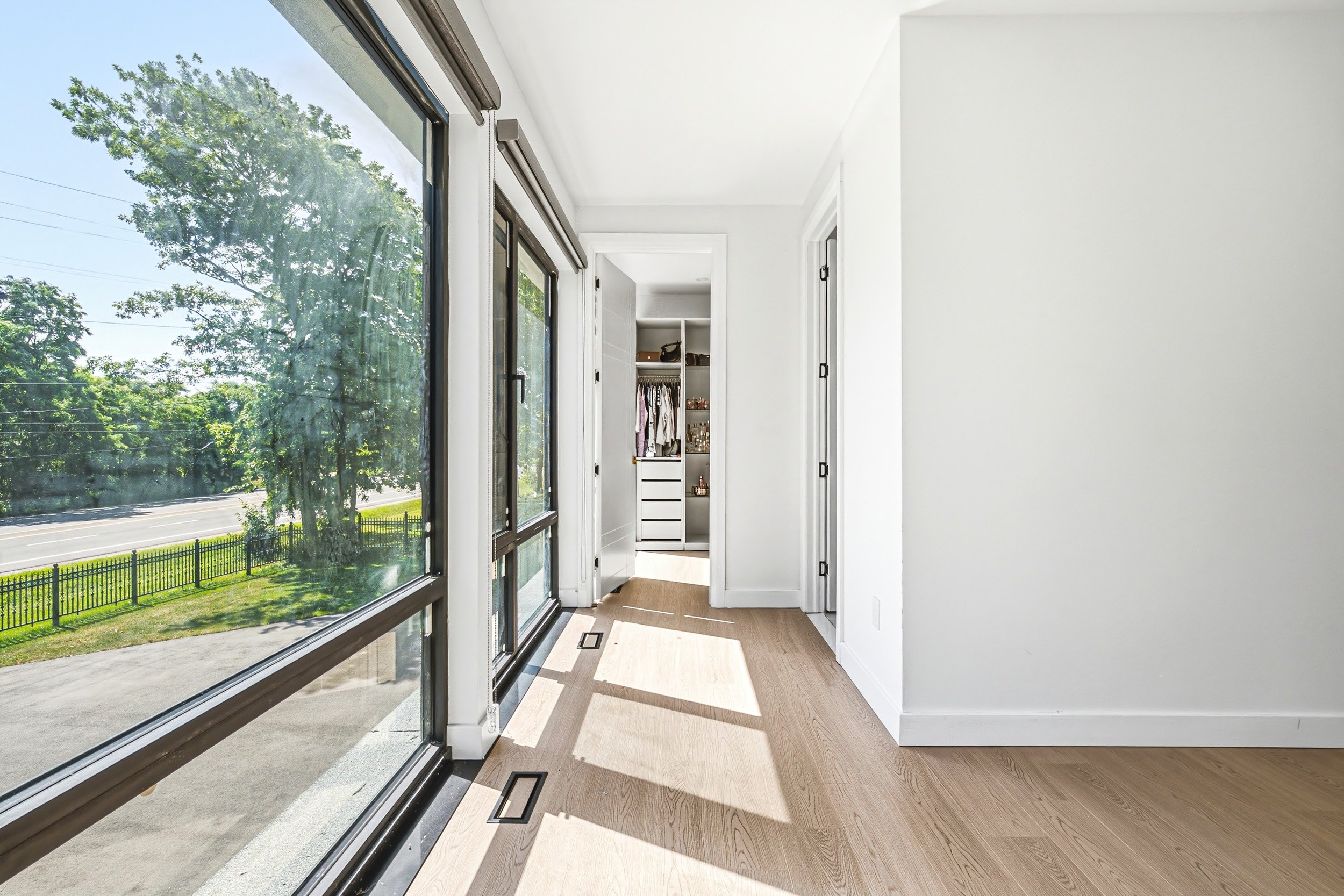 48 - 4511 Guelph Line, Burlington.jpg