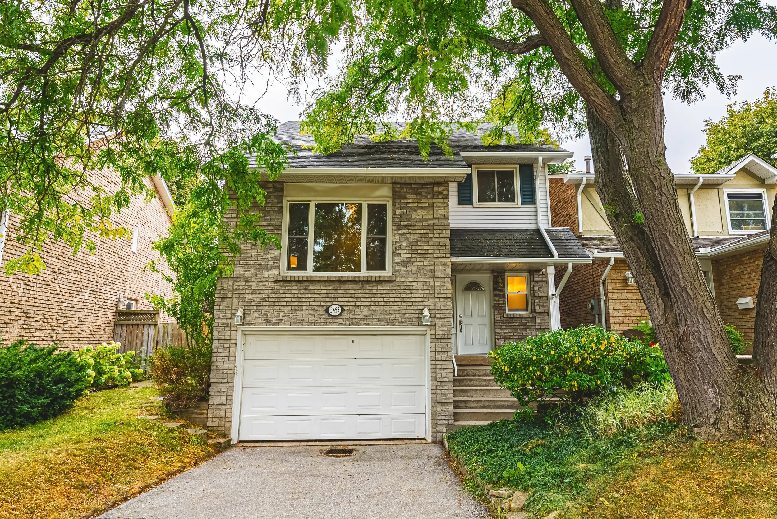 4 - 3453 Hannibal Rd, Burlington.jpg