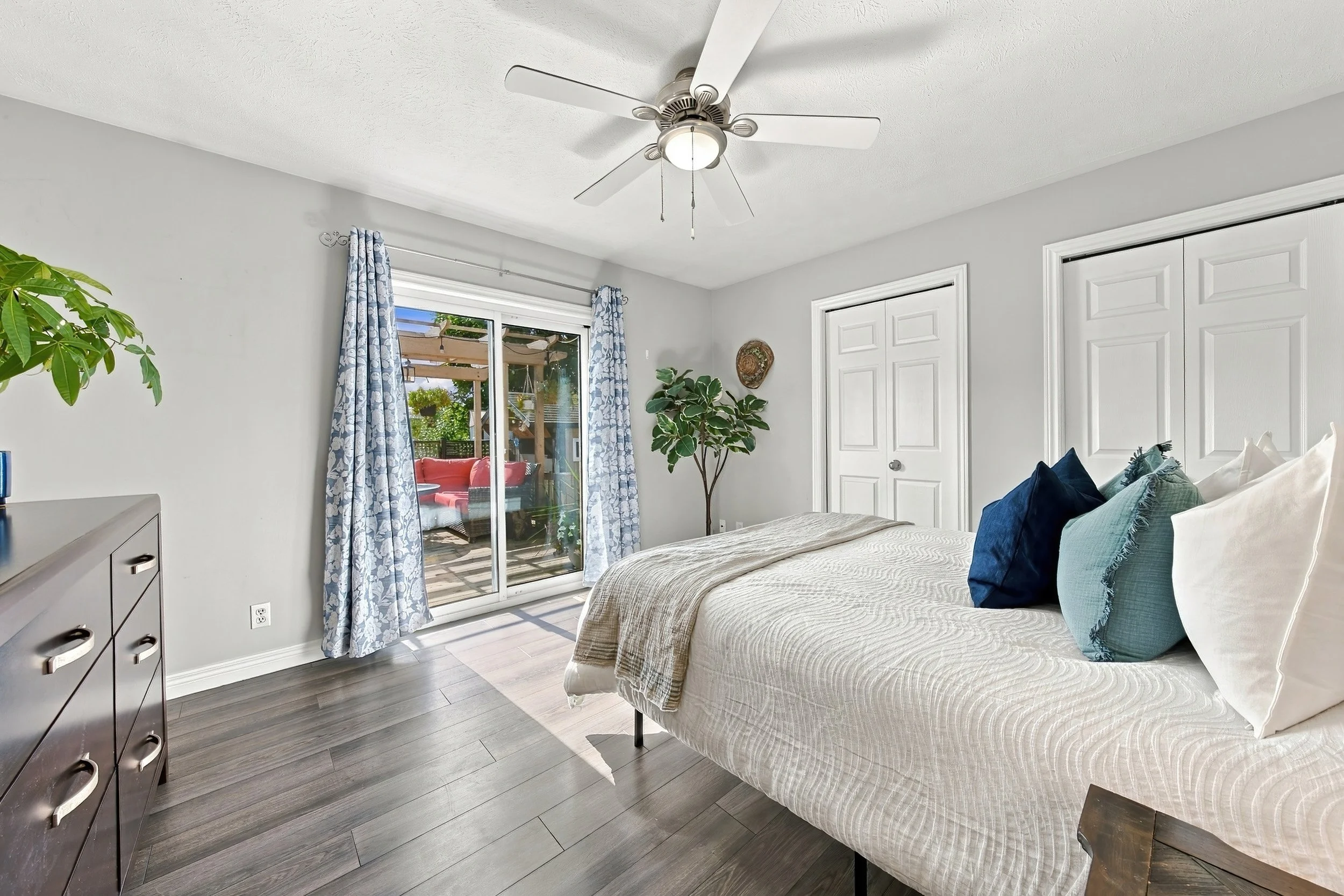14 - 915 St George St, Port Dover.jpg