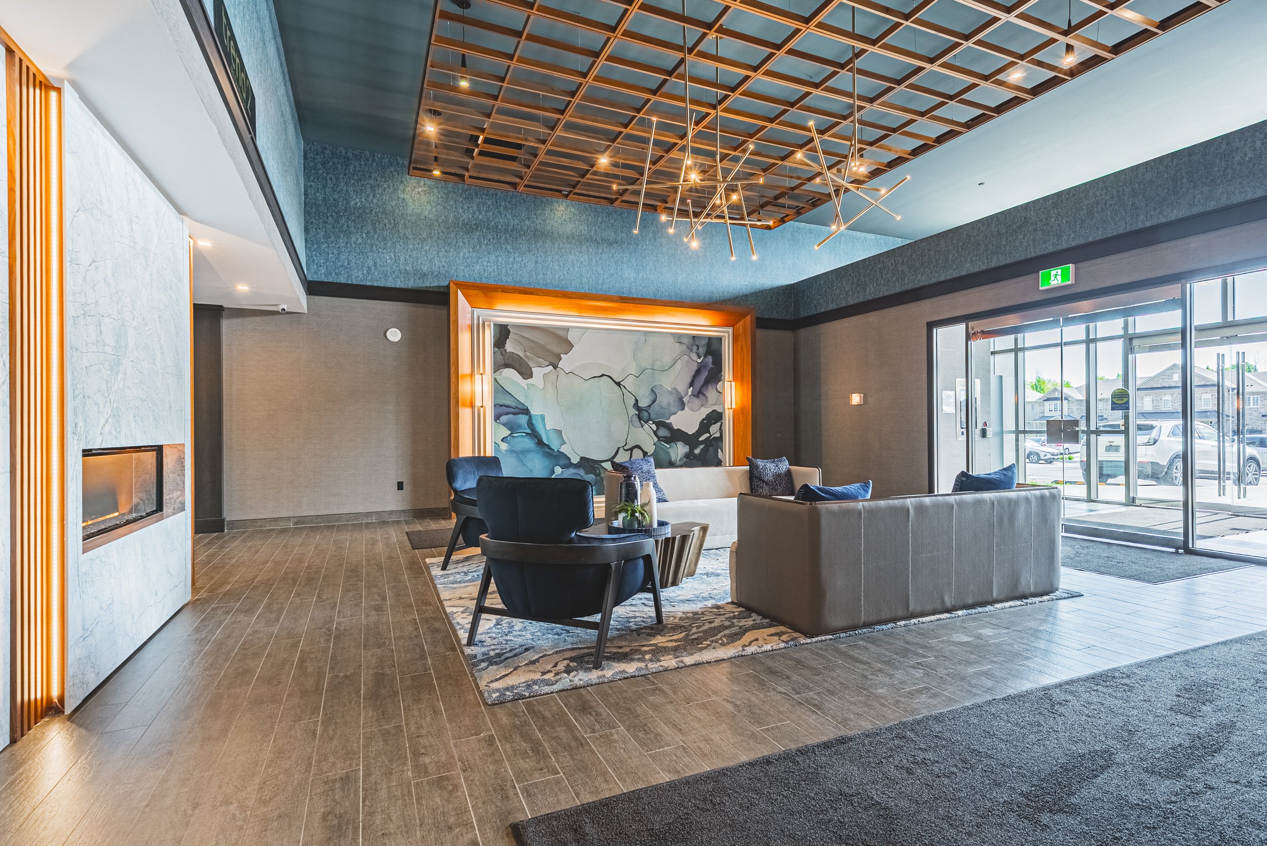 41-470 Dundas St E Waterdown.jpg