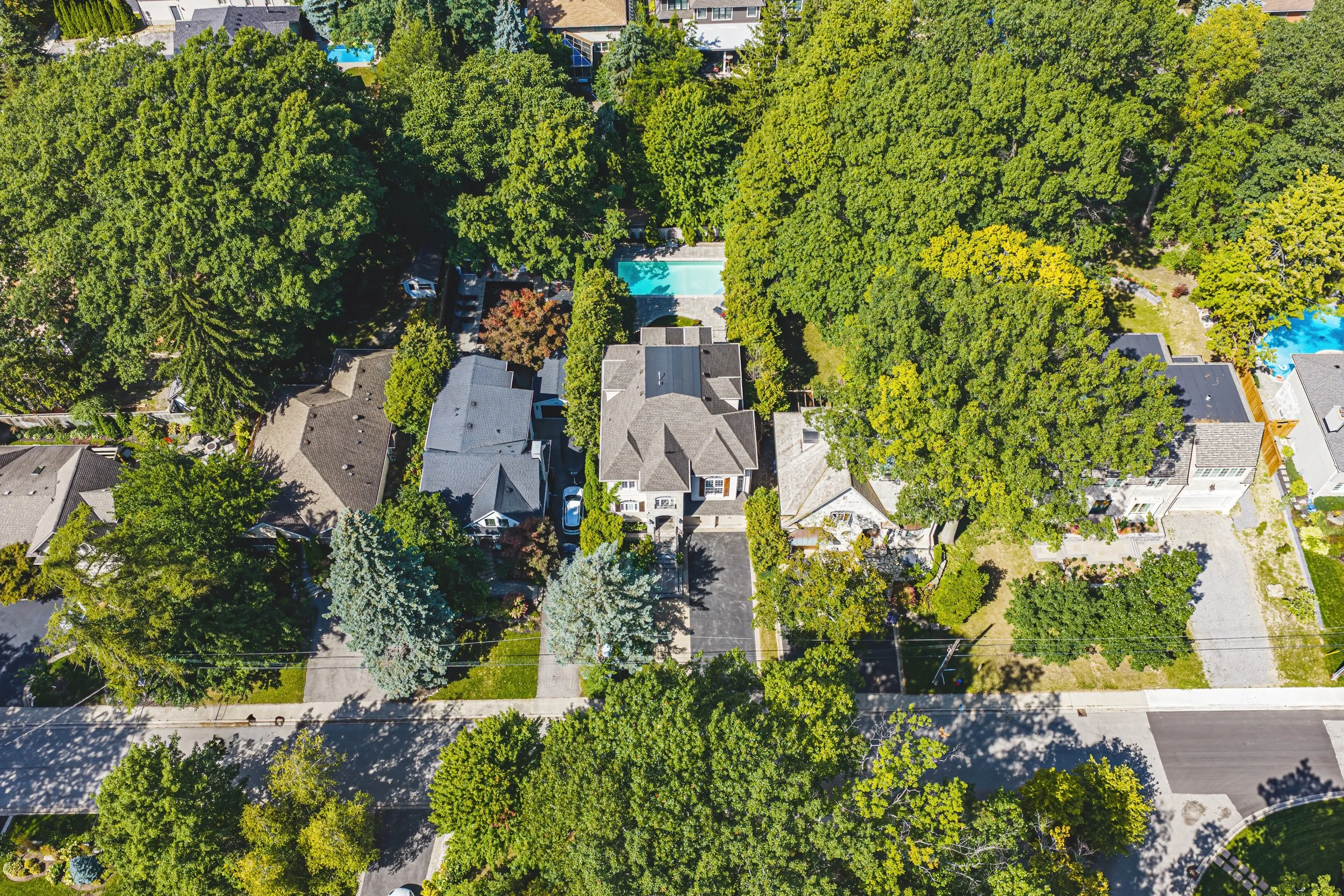 72 - 3021 Woodland Park Dr, Burlington.jpg