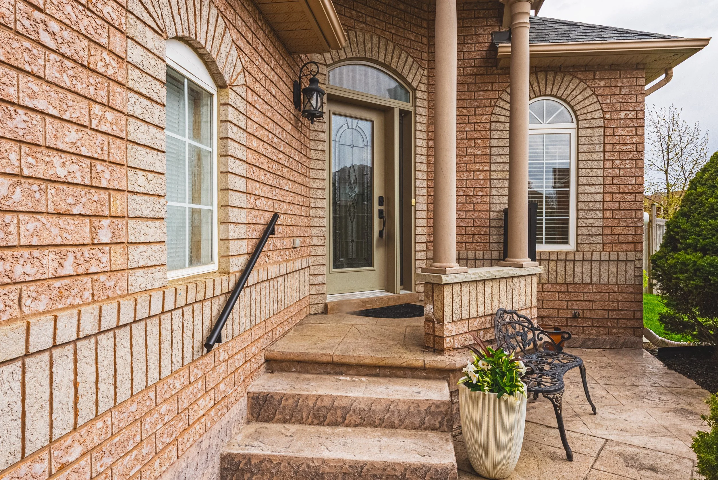 4 - 16 Sunridge St, Brampton.jpg