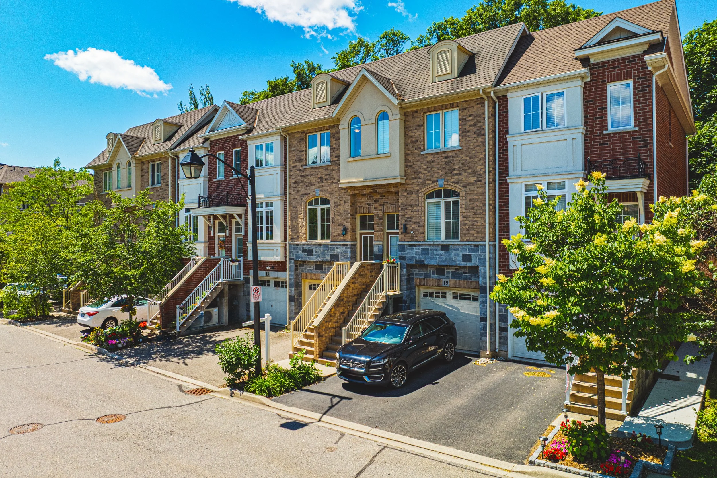 1 - 14-18 Plains Rd W, Burlington.jpg