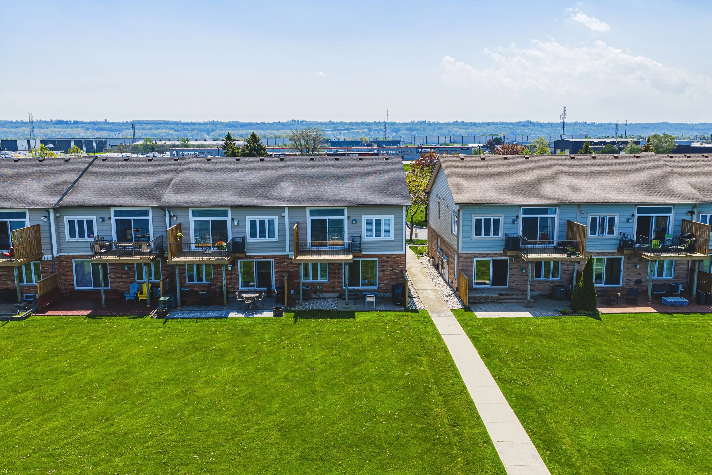 29 - 515 N Service Rd #22, Stoney Creek.jpg