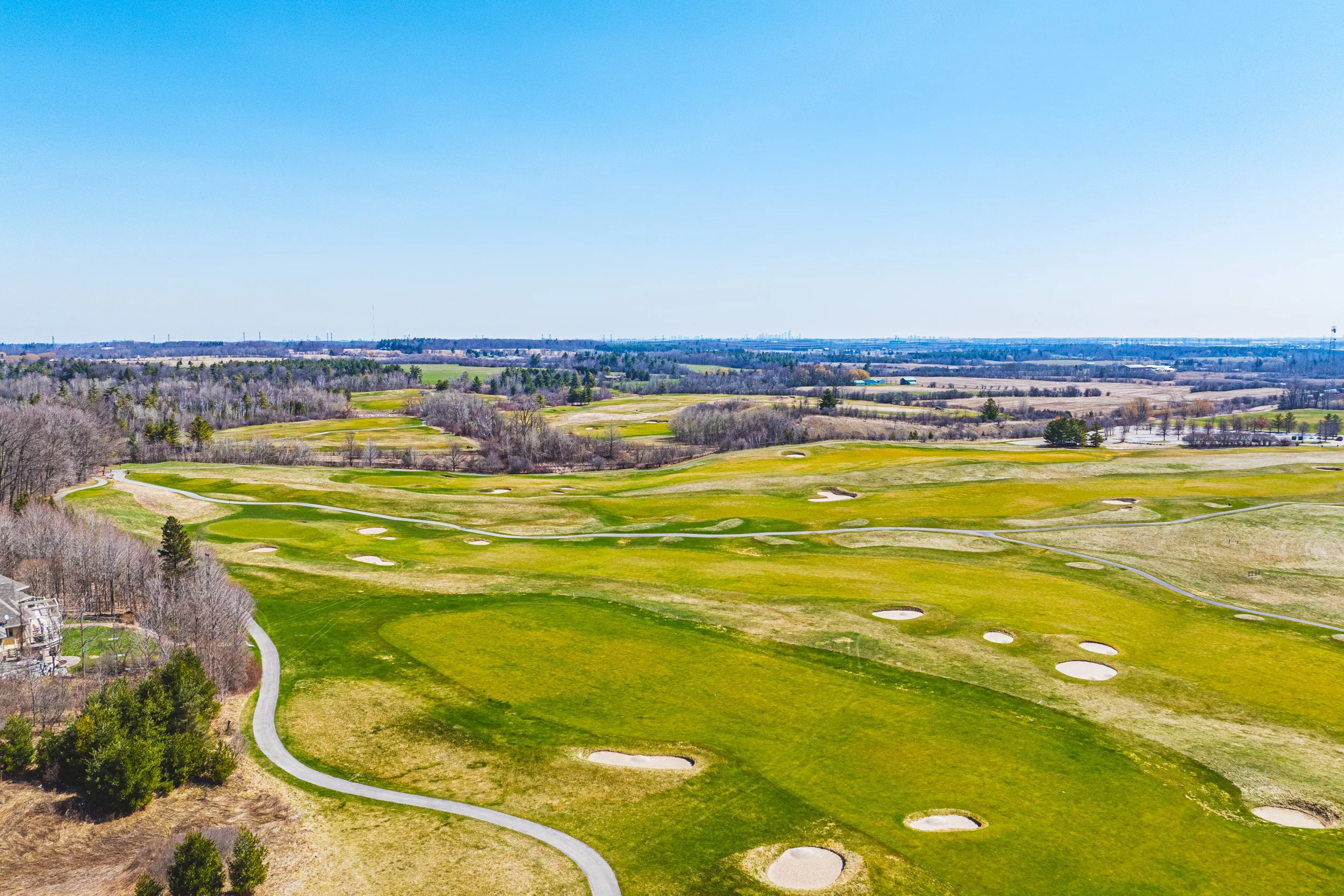 21 - 8220 10th Sideroad, Milton.jpg