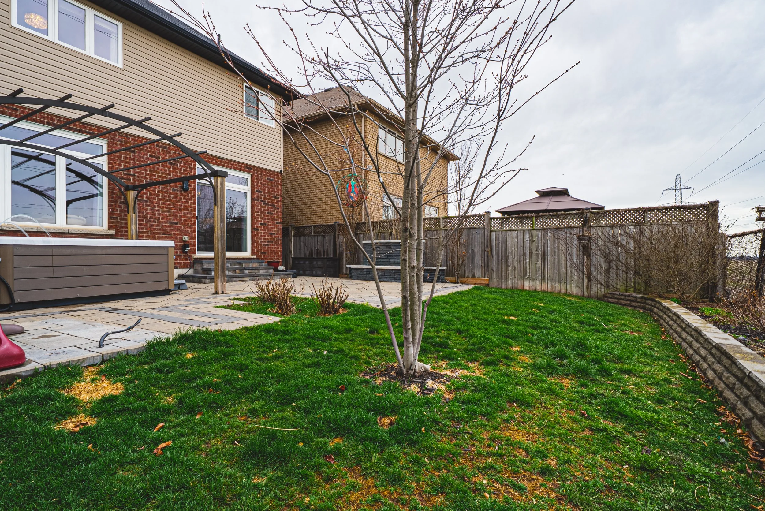 40-154 Keystone Cres, Hamilton.jpg
