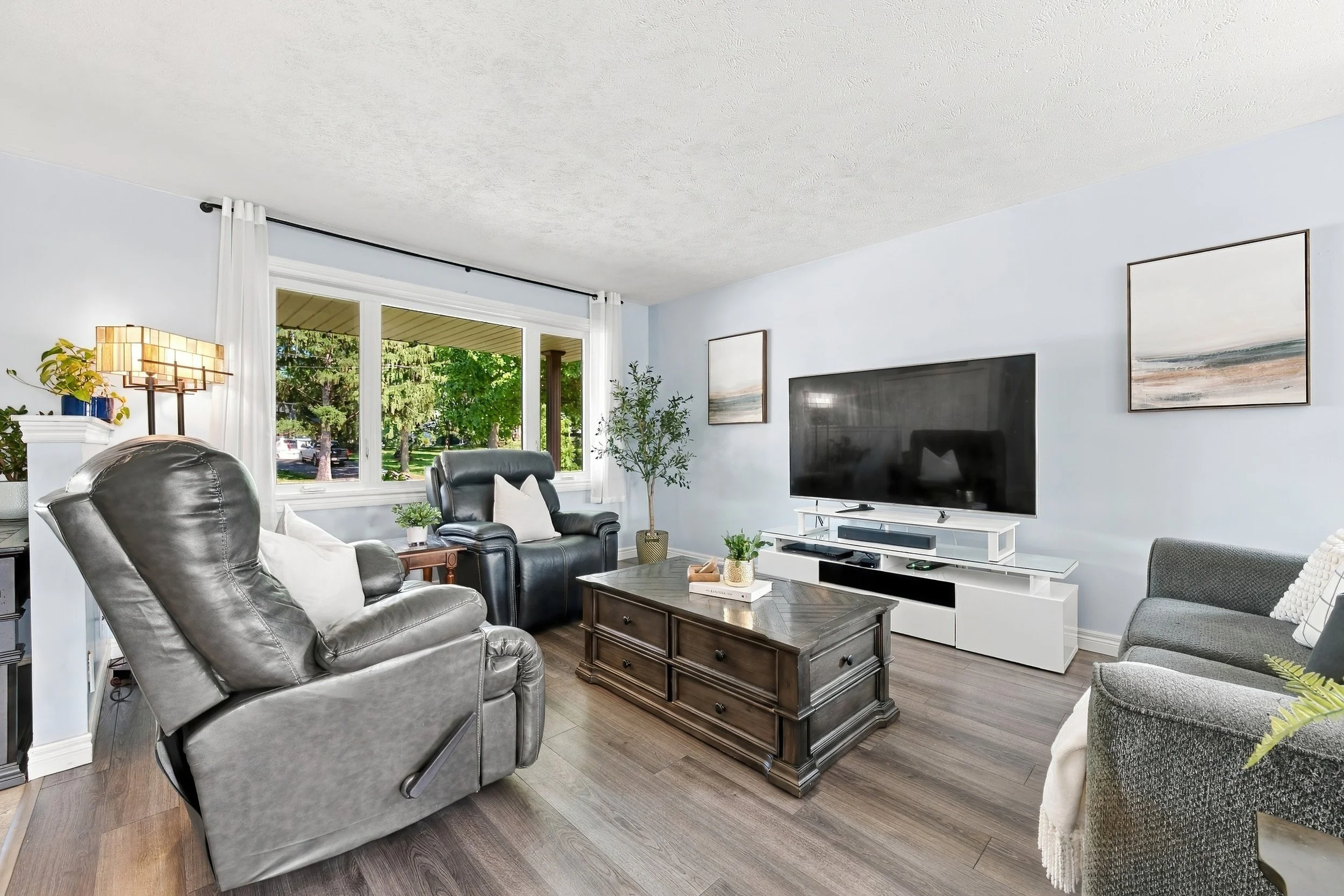 6 - 915 St George St, Port Dover.jpg