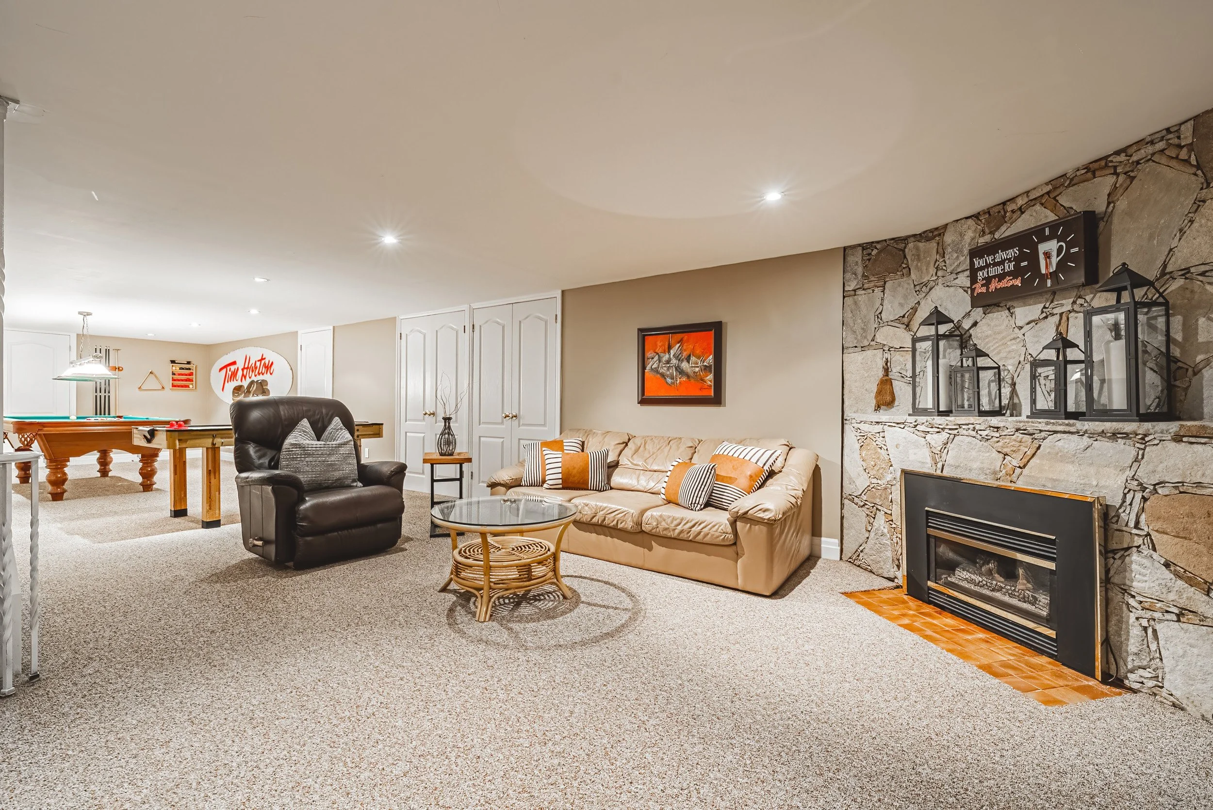 44 - 7 Colonial Cres, Oakville.jpg