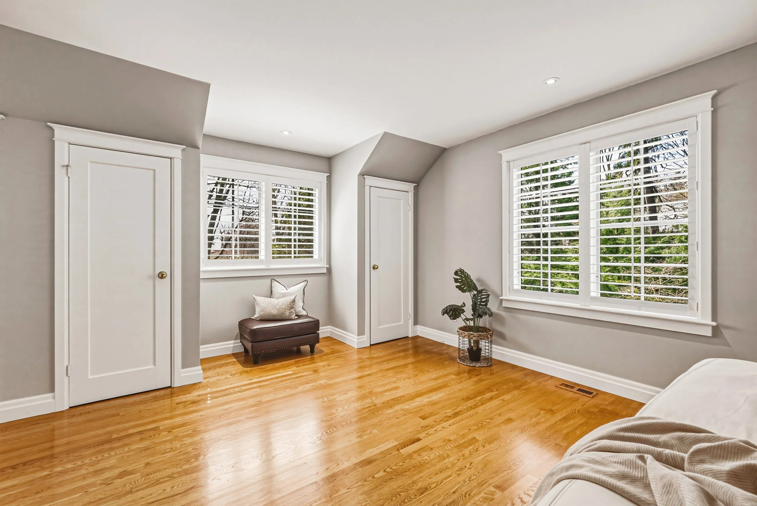 37 - 7 Colonial Cres, Oakville.jpg