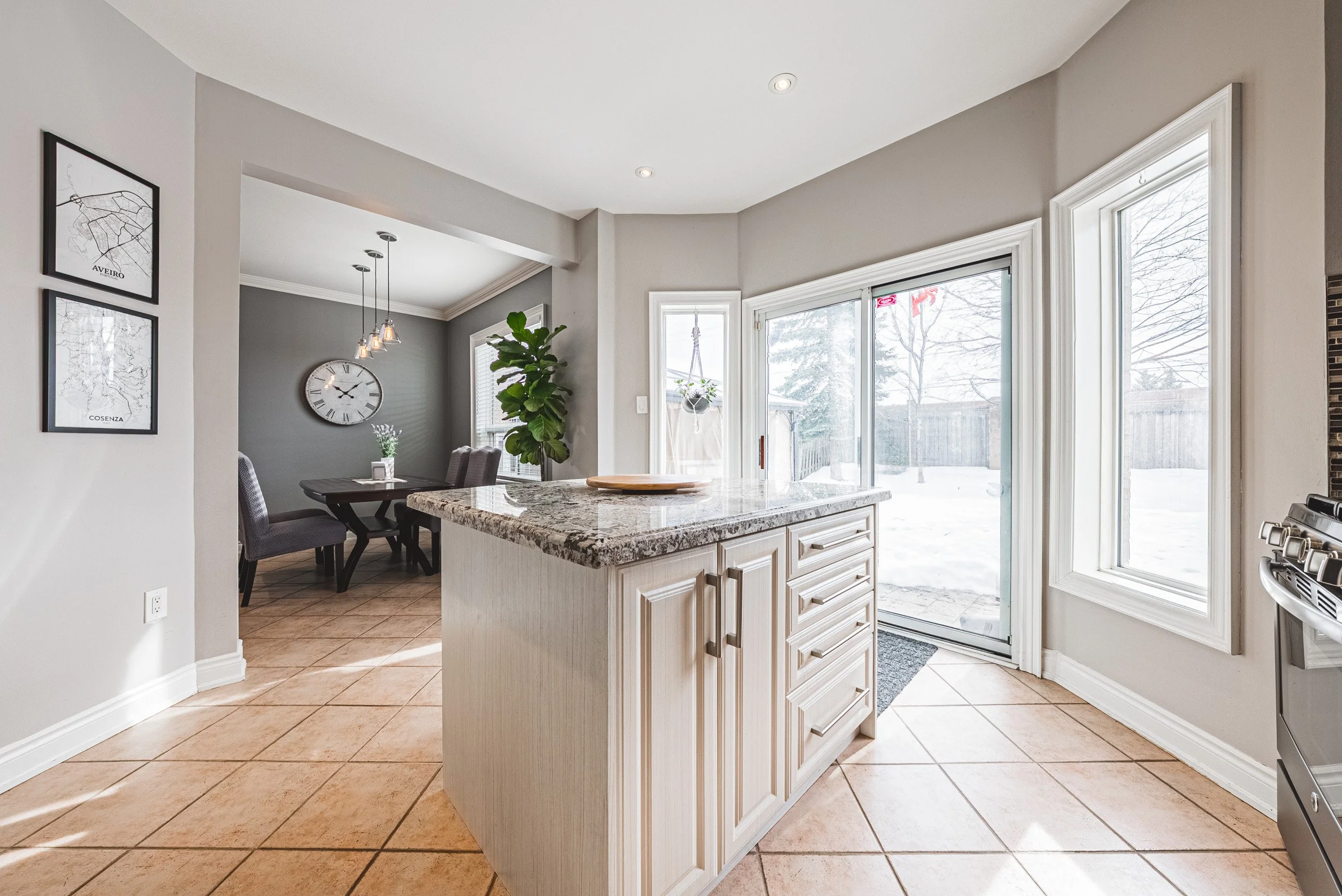 15 - 16 Twin Willow Cres, Brampton.jpg