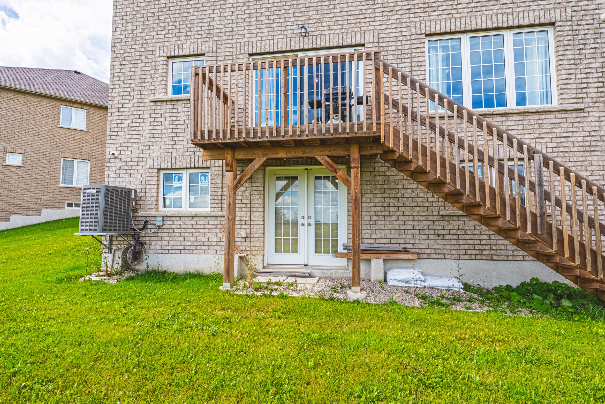 42 - 733 Gilmour Cres, Shelburne.jpg