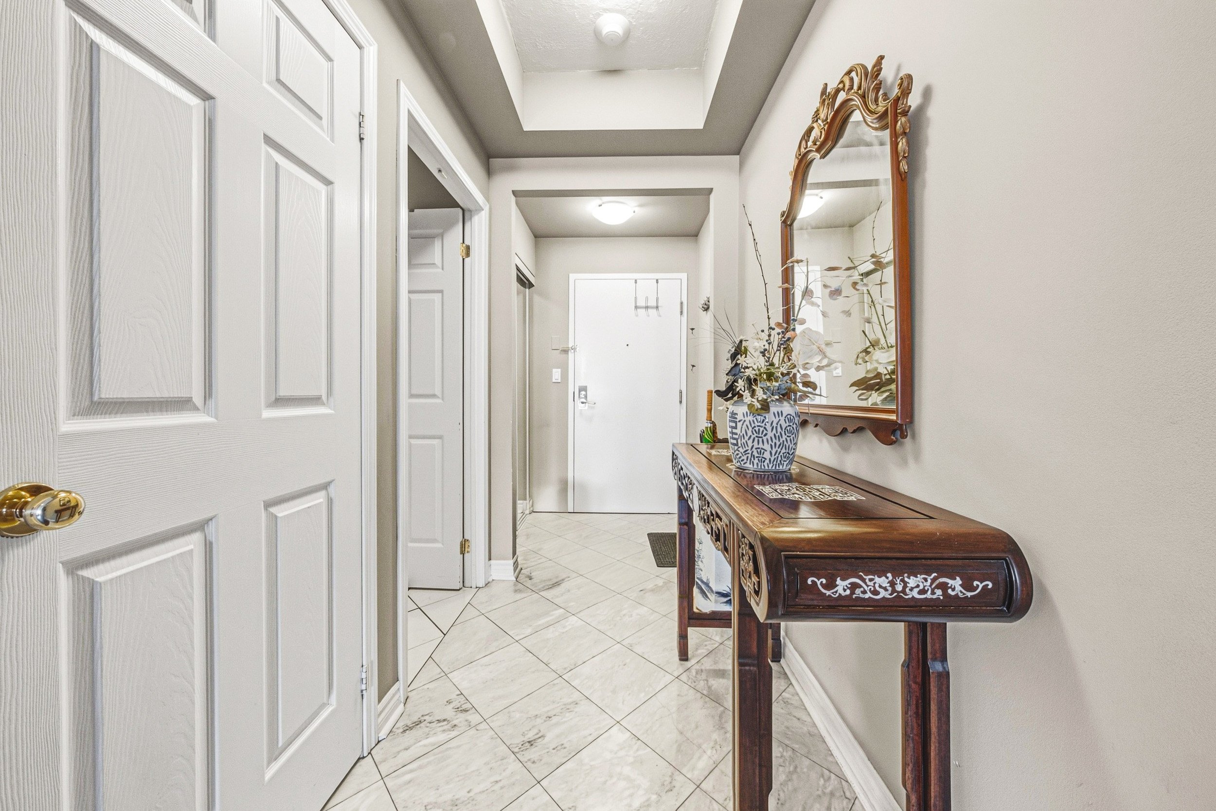 4 - 935 Royal York Rd #202, Toronto.jpg