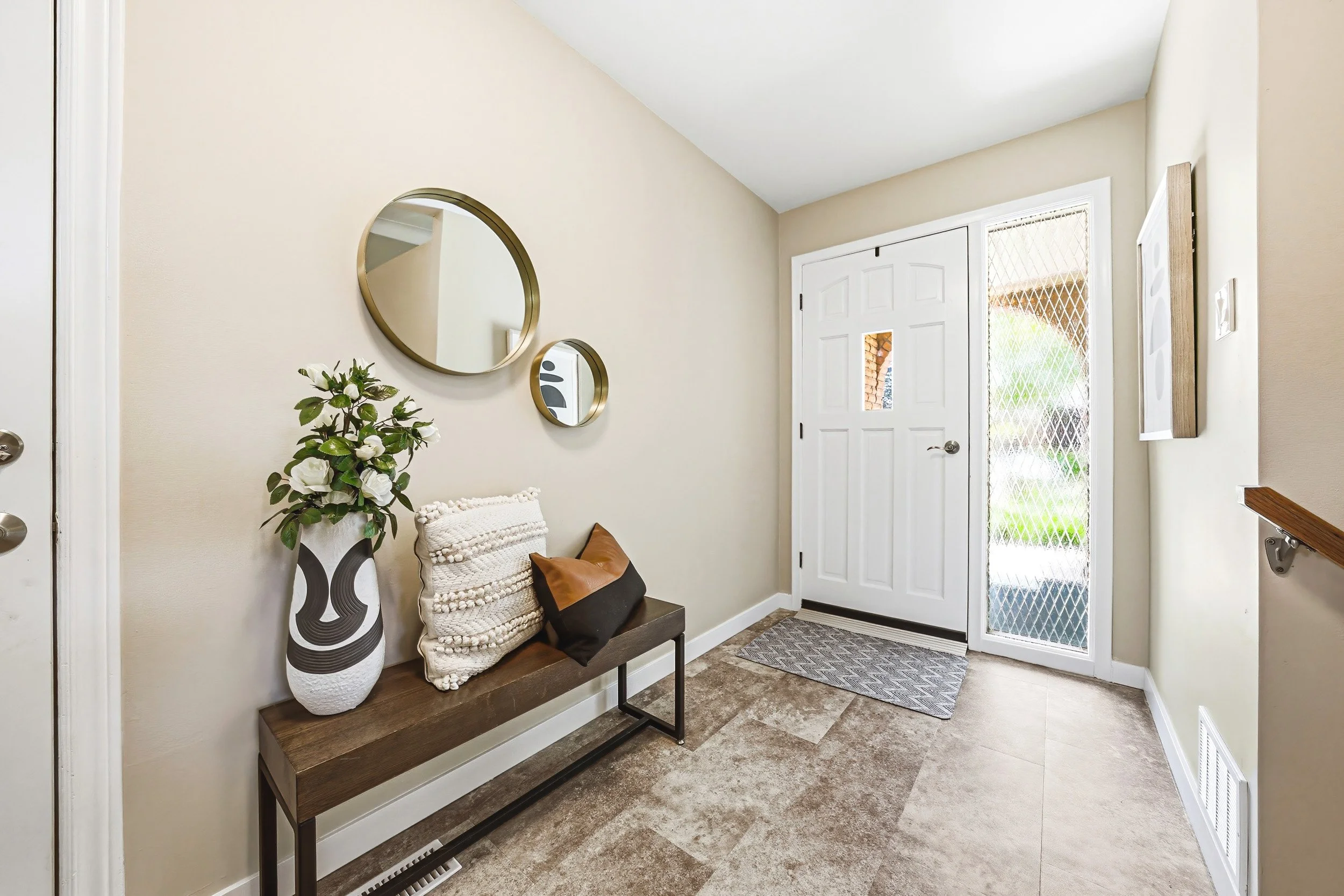 5 - 104 Gardiner Dr, Hamilton.jpg