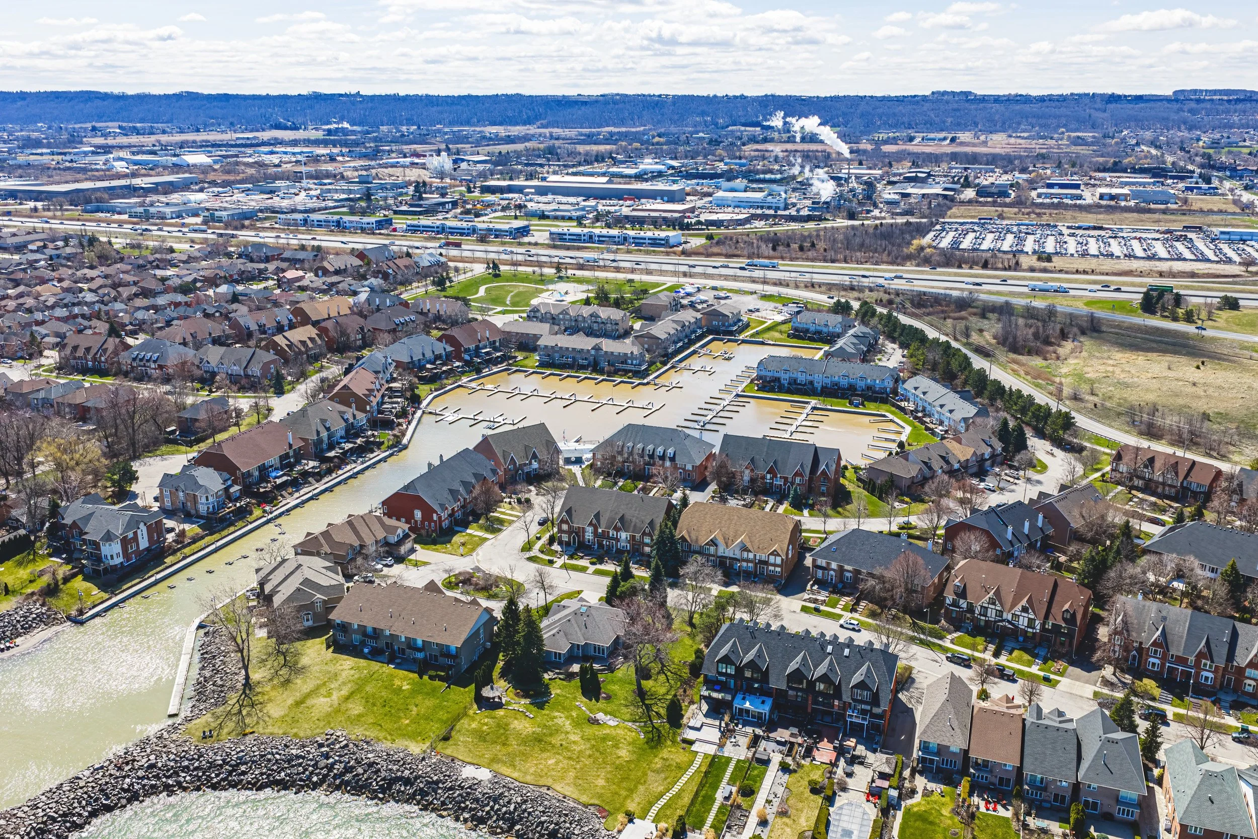 27 - 2 Harbour Dr #14, Stoney Creek.jpg