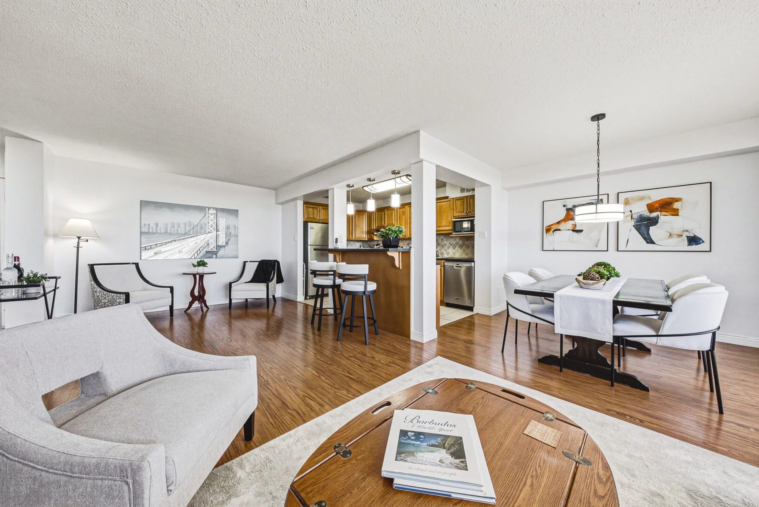 8 - 2055 Upper Middle Rd #1105, Burlington.jpg