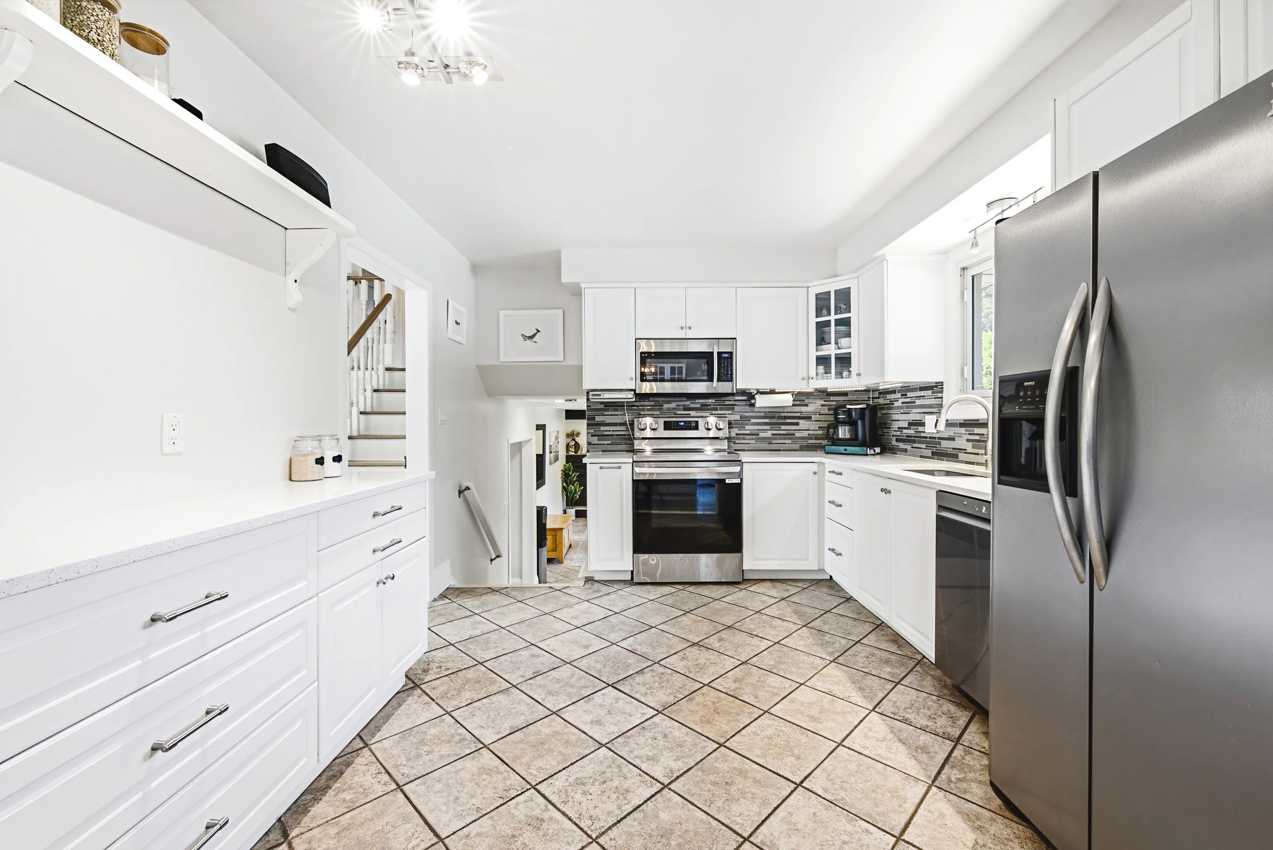9 - 364 Fennell Ave W, Hamilton.jpg