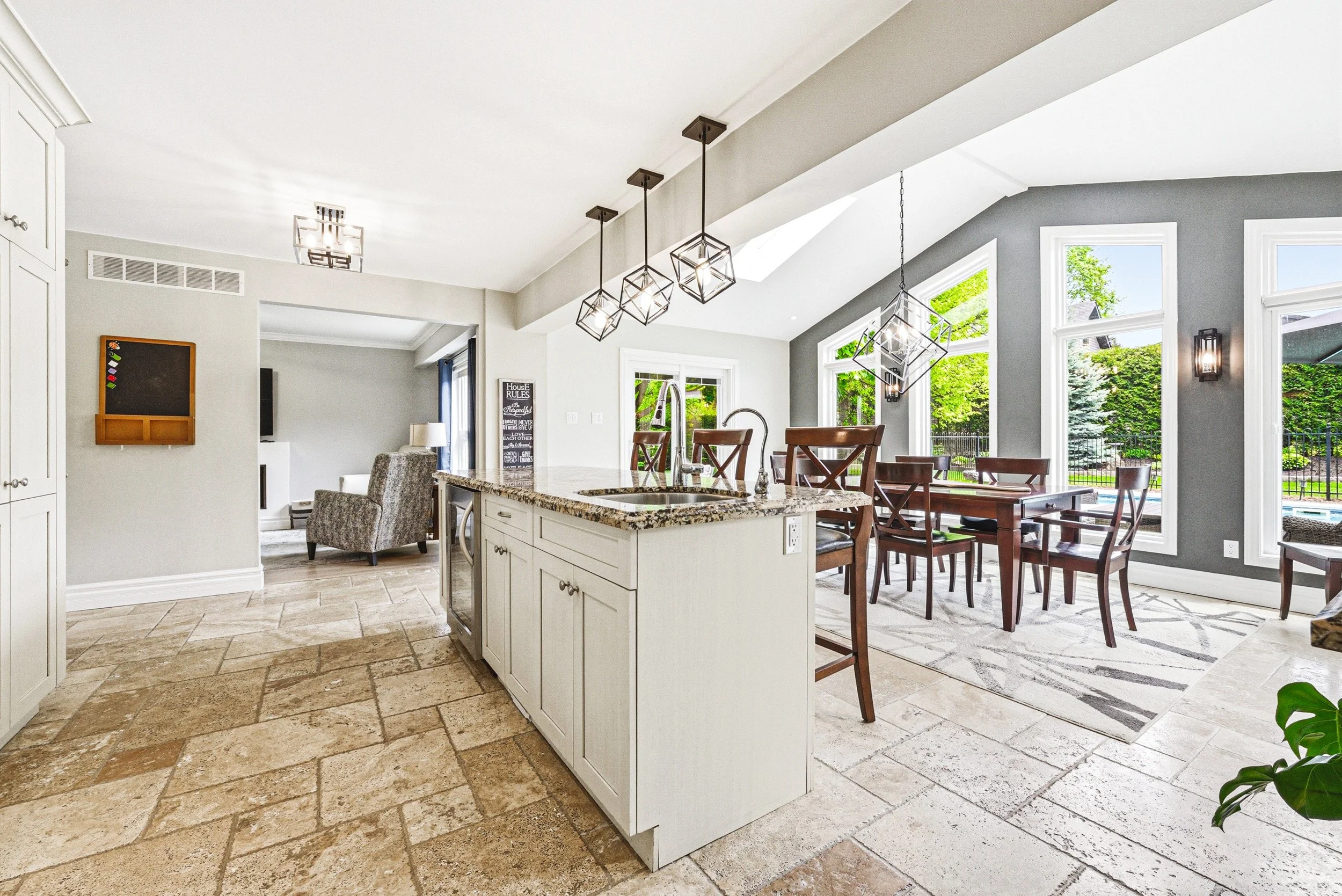 12 - 5 Valleygreen Cr, Caledon E.jpg