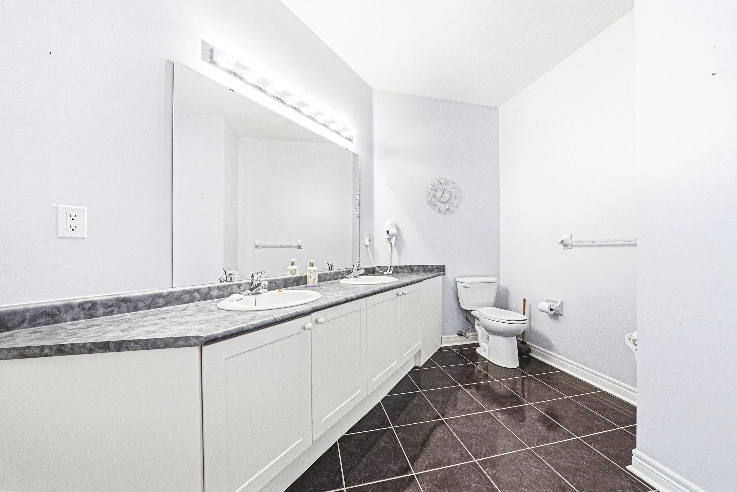 16 - 16 Sunridge St, Brampton.jpg