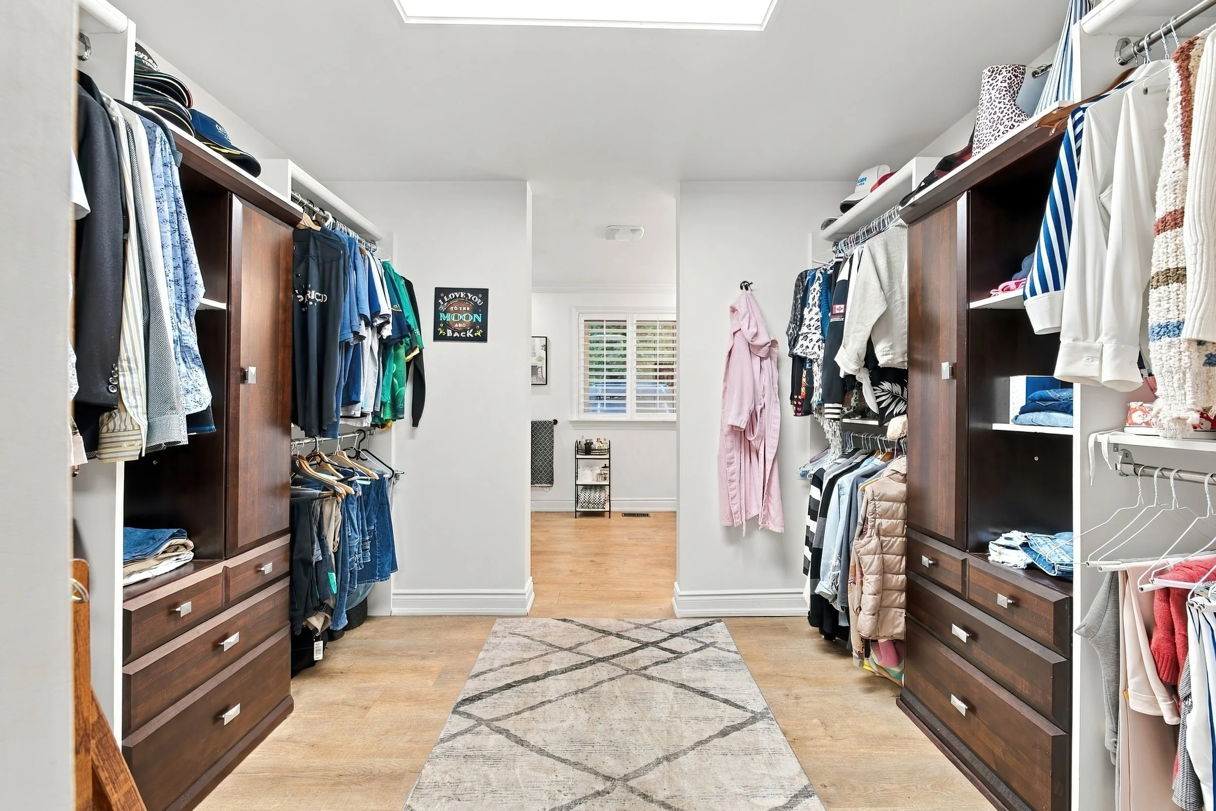 25 - 915 Tanager Ave, Burlington.jpg