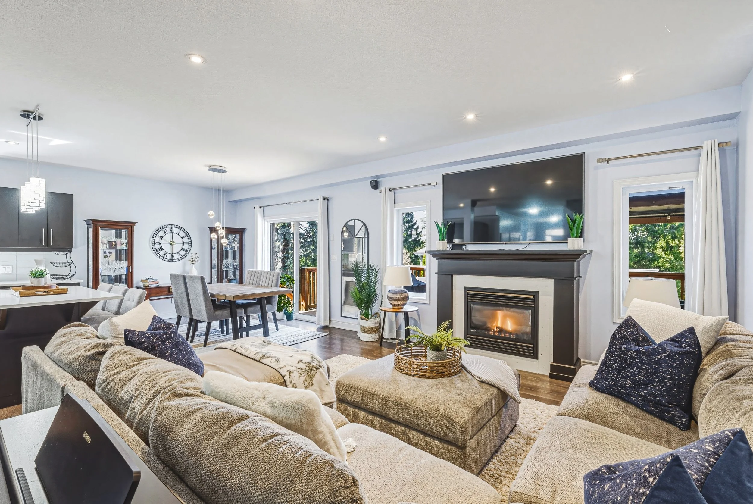 9 - 219 Walker St, Cambridge.jpg