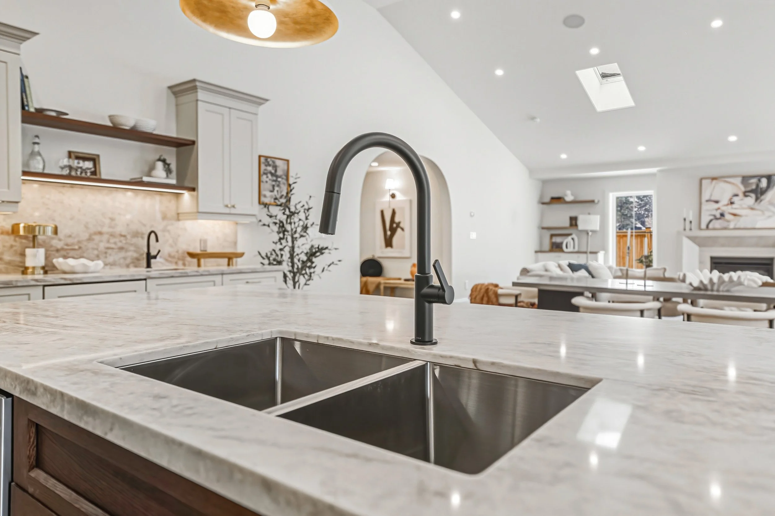 17 - 251 Glen Afton Dr, Burlington.jpg