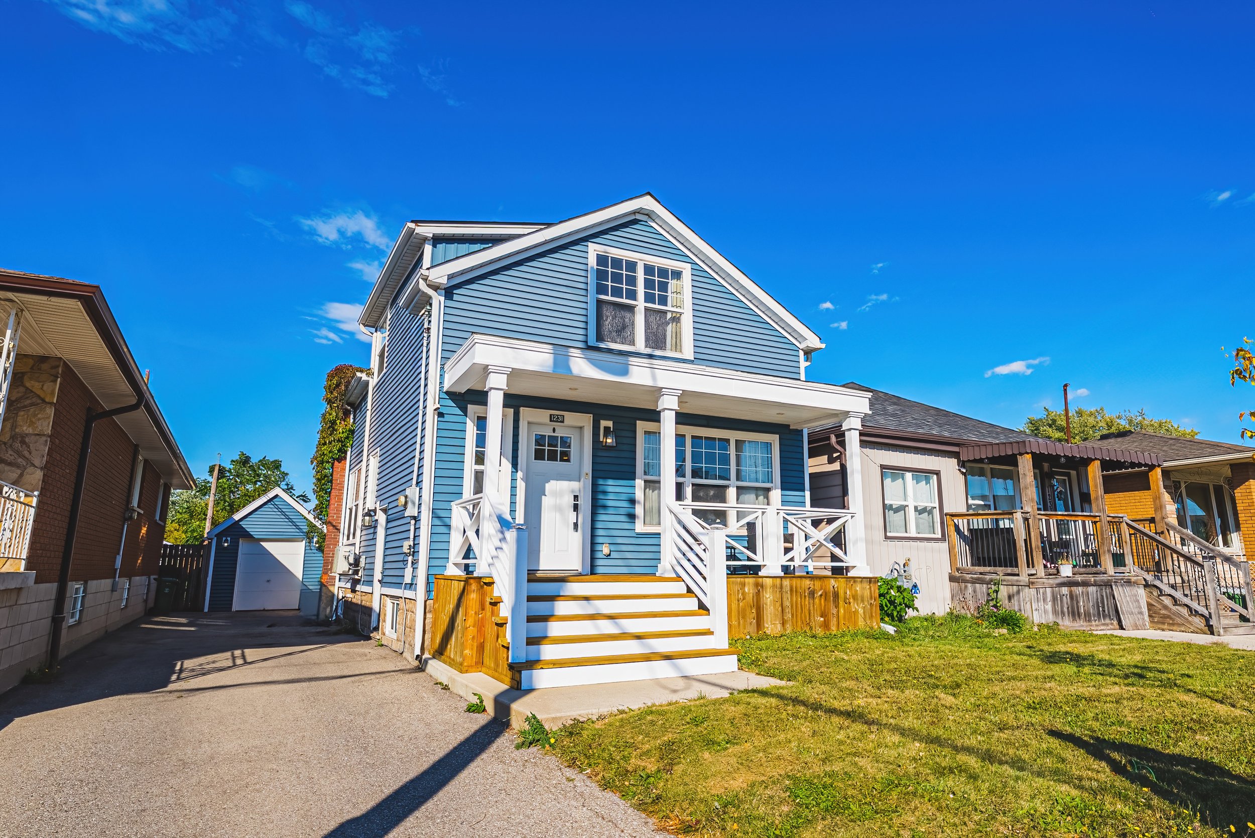 2 - 1231 Dunsmure Rd, Hamilton.jpg