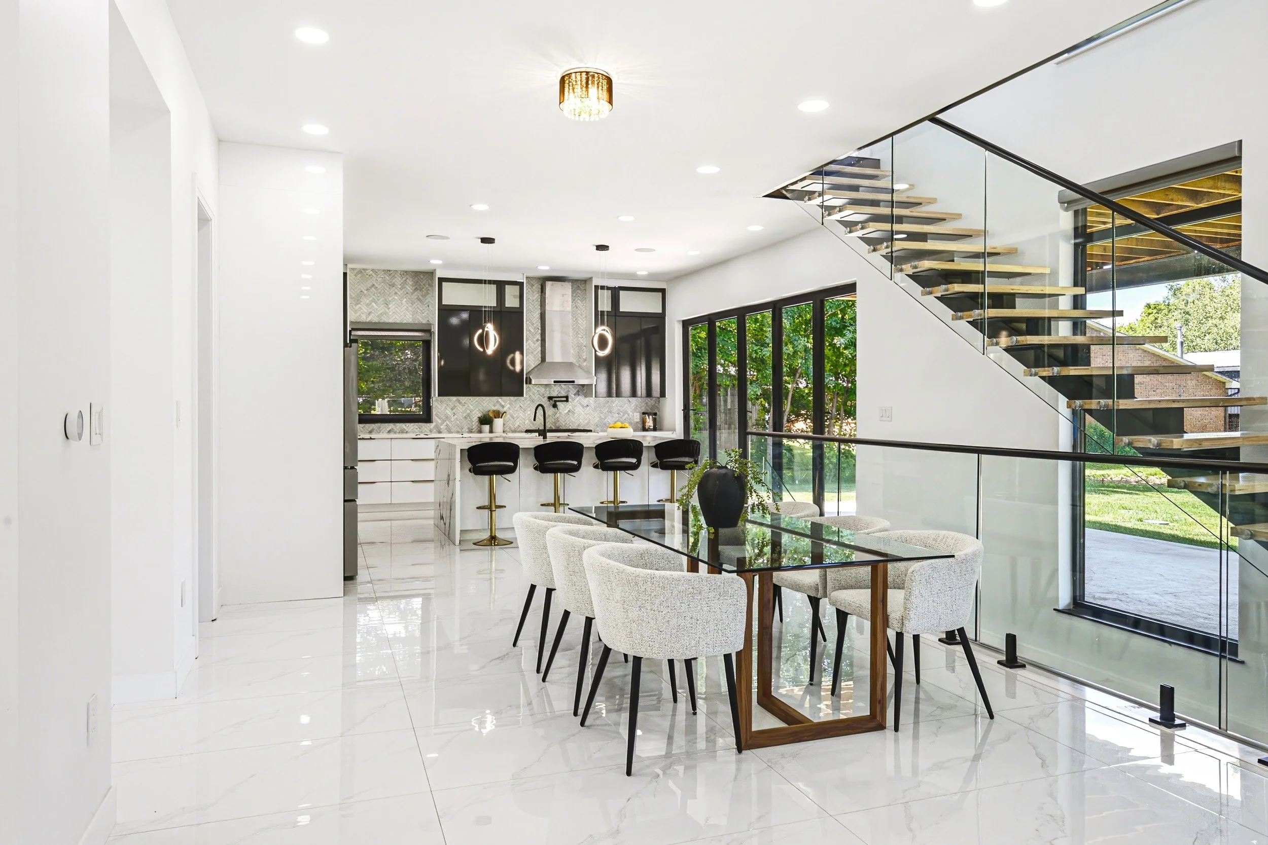 14 - 4511 Guelph Line, Burlington.jpg