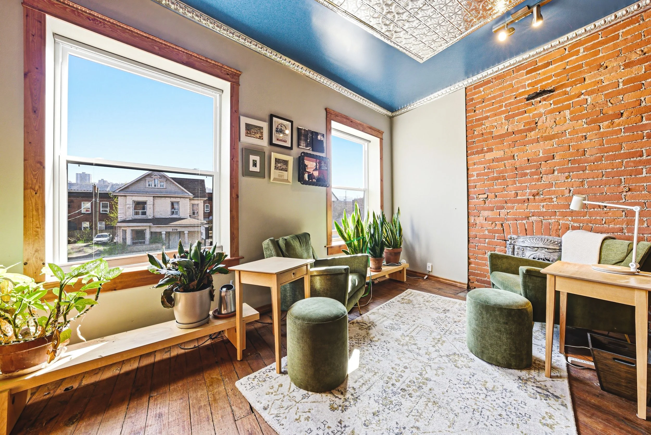 20 - 595 King St E, Hamilton.jpg