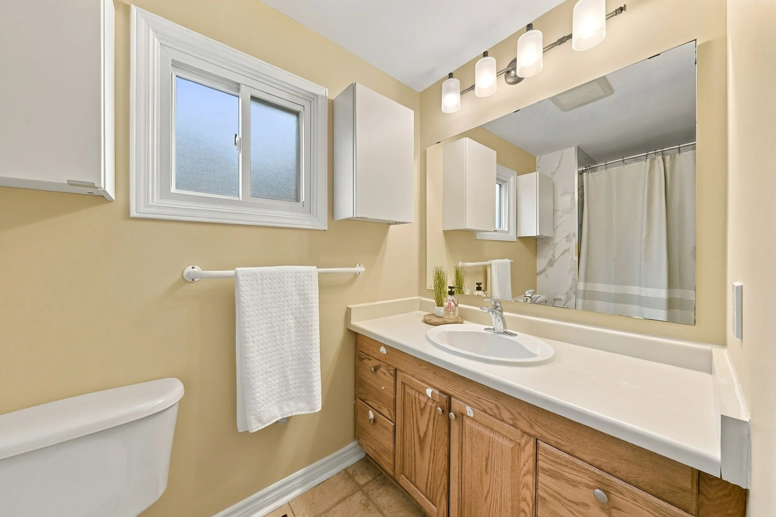25 - 3453 Hannibal Rd, Burlington.jpg