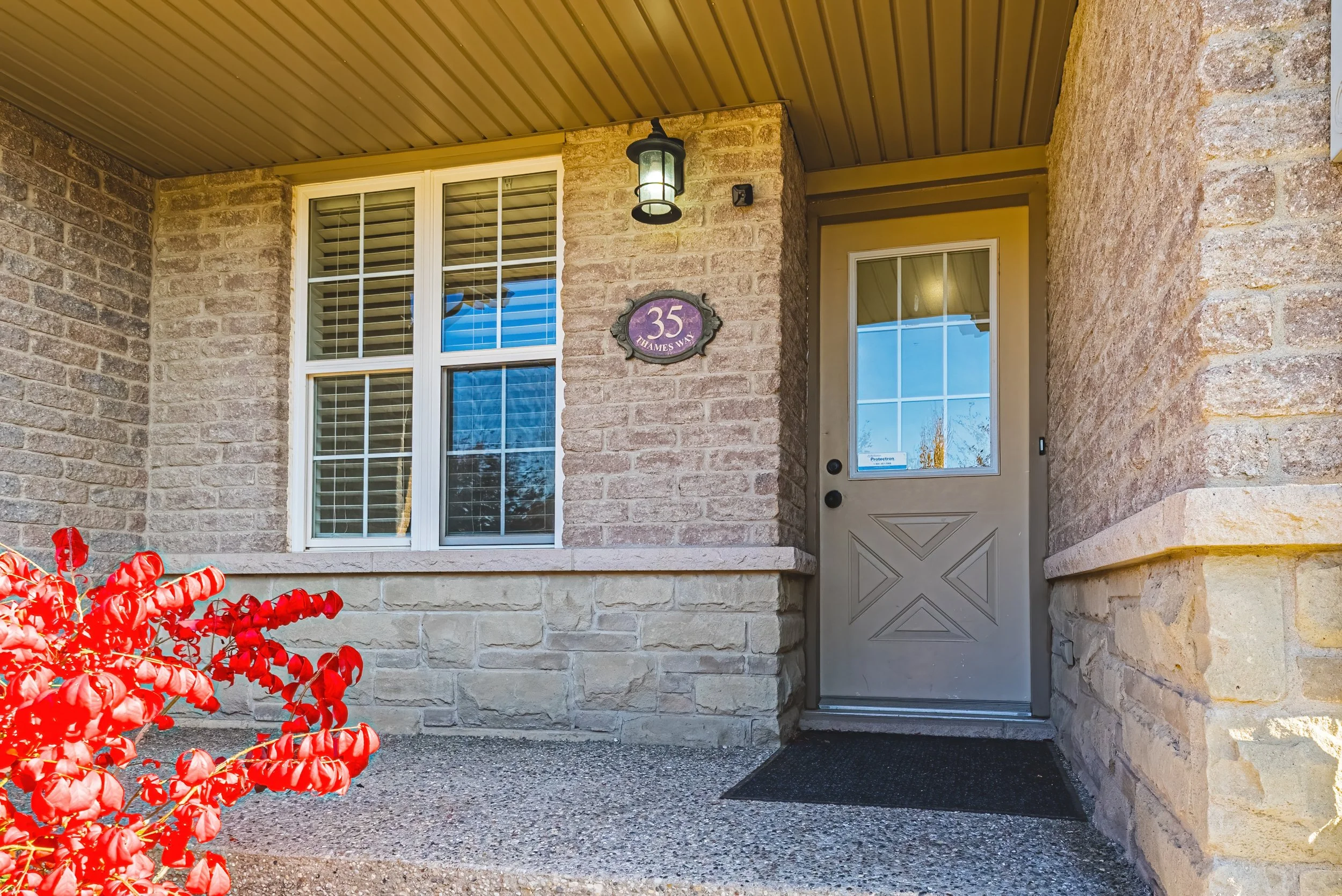 7-35 Thames Wy Hamilton.jpg