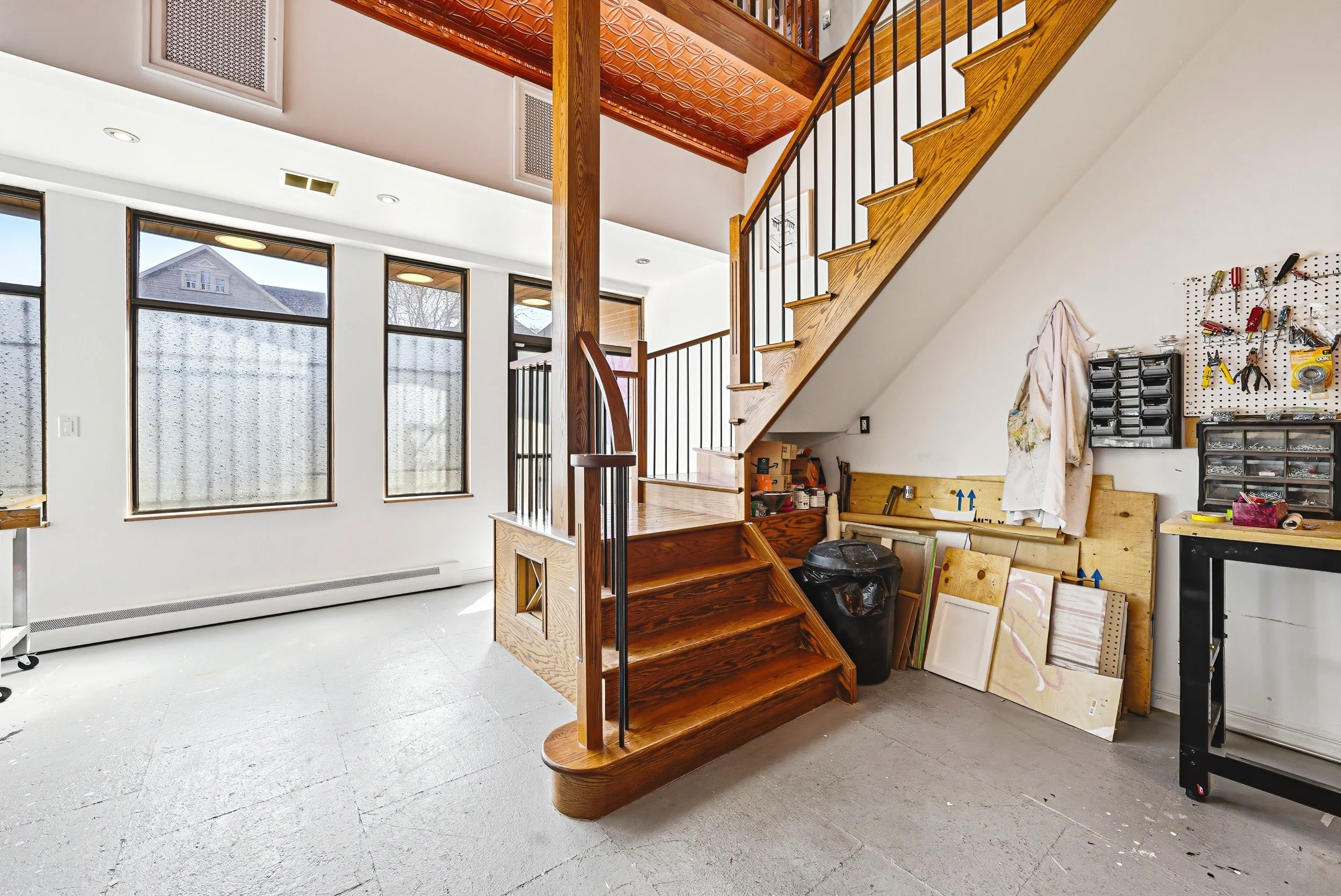 7 - 595 King St E, Hamilton.jpg