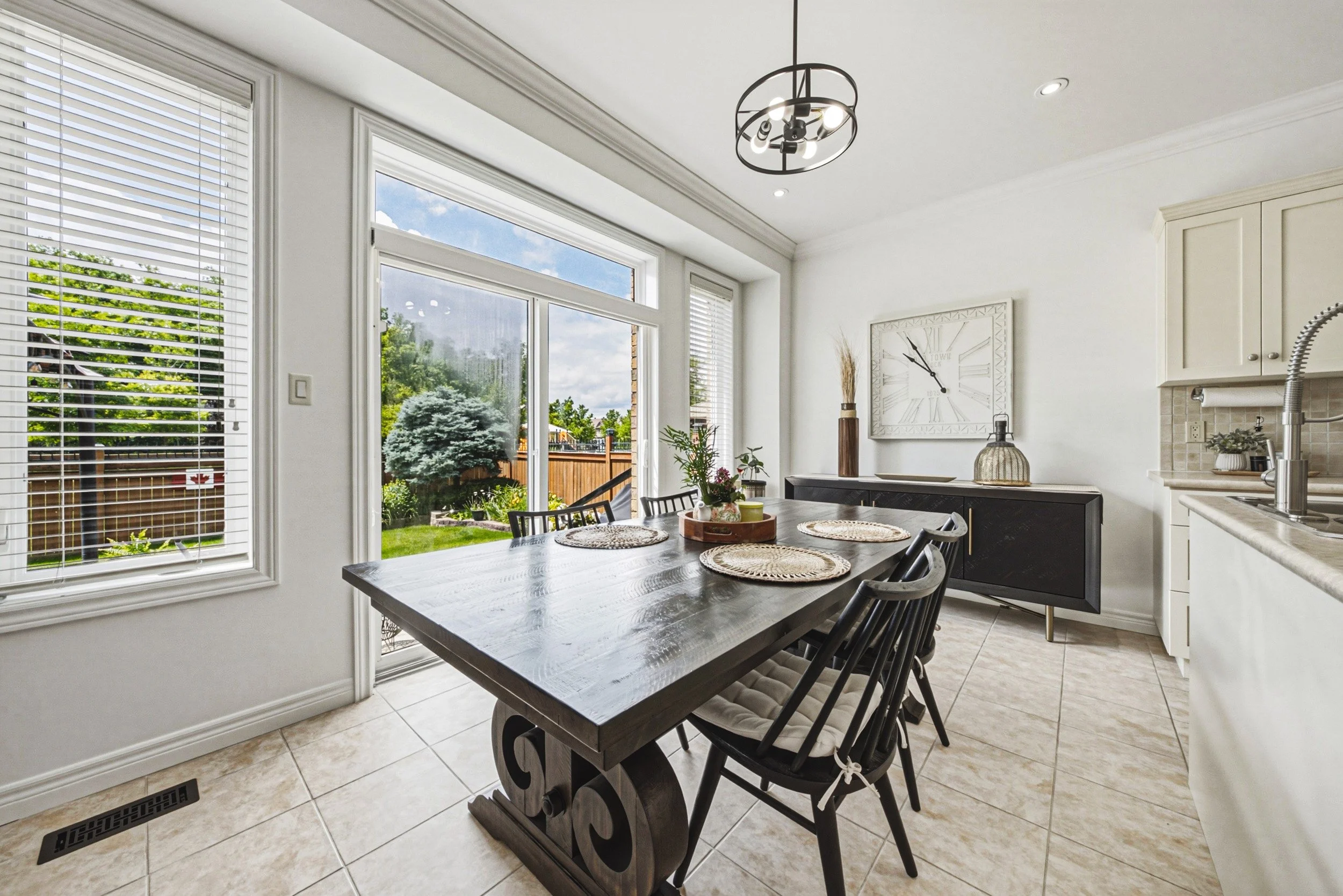 15 - 20 Degrow Cres, Binbrook.jpg