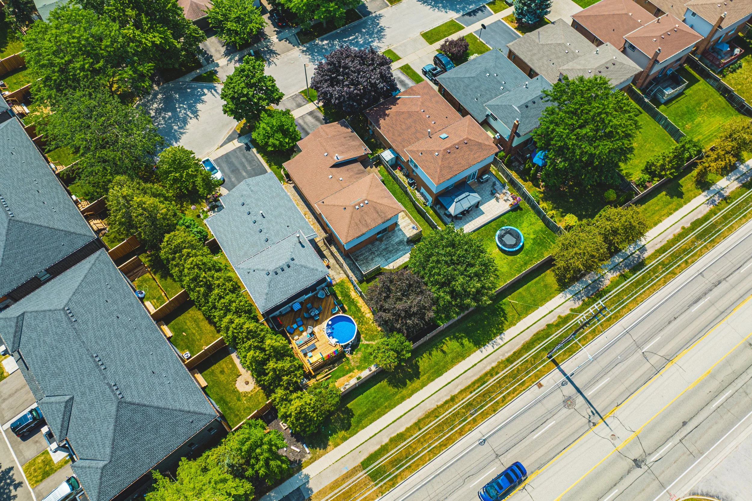 37 - 2206 Donald Rd, Burlington.jpg