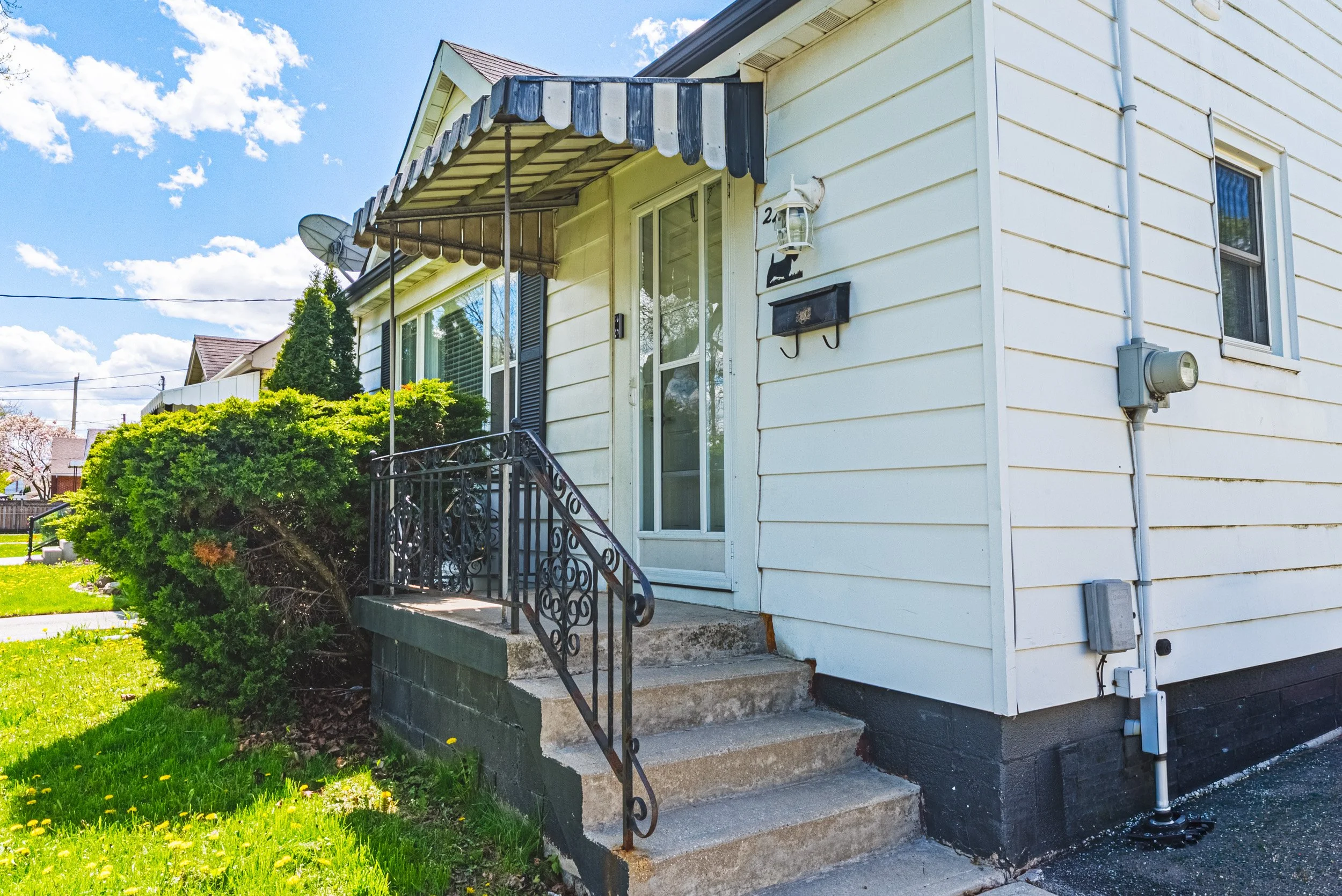 4 - 242 East 43rd St, Hamilton.jpg