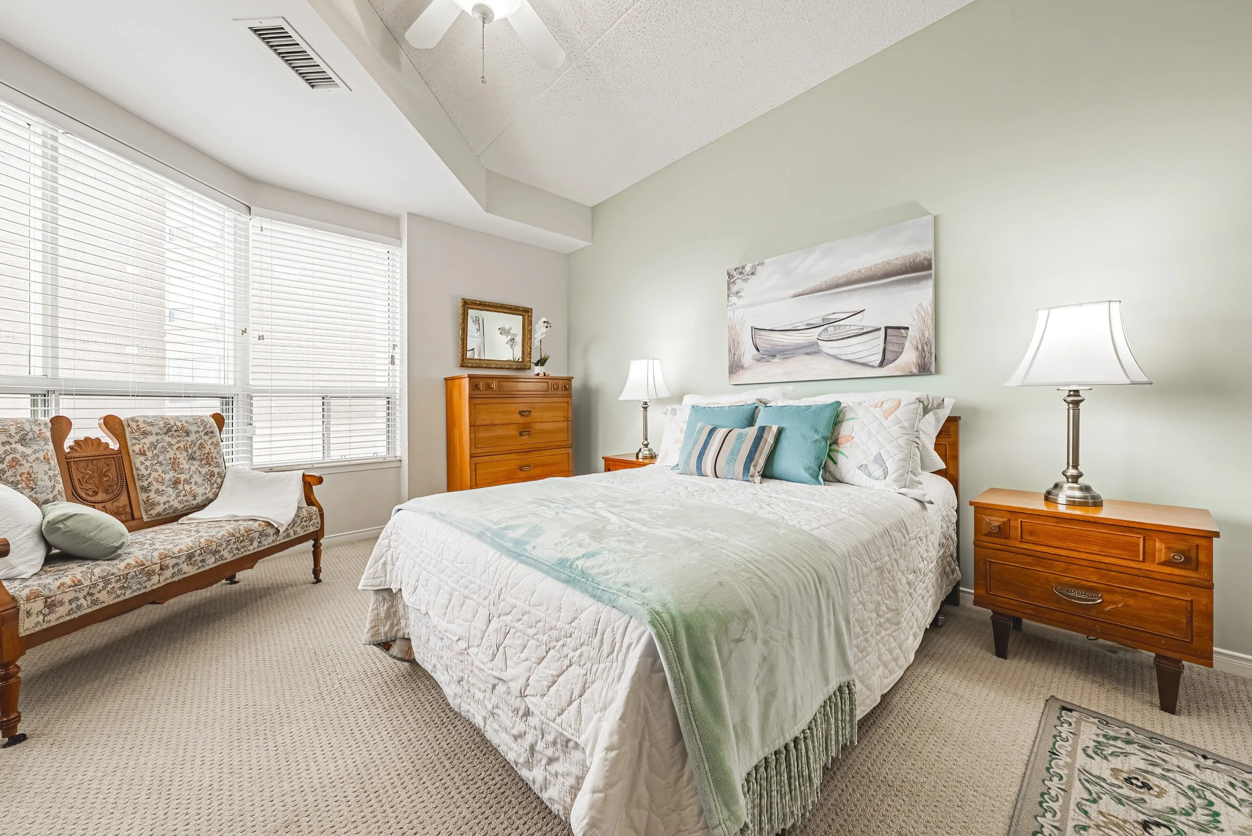 25 - 2075 Amherst Heights Dr #103, Burlington.jpg