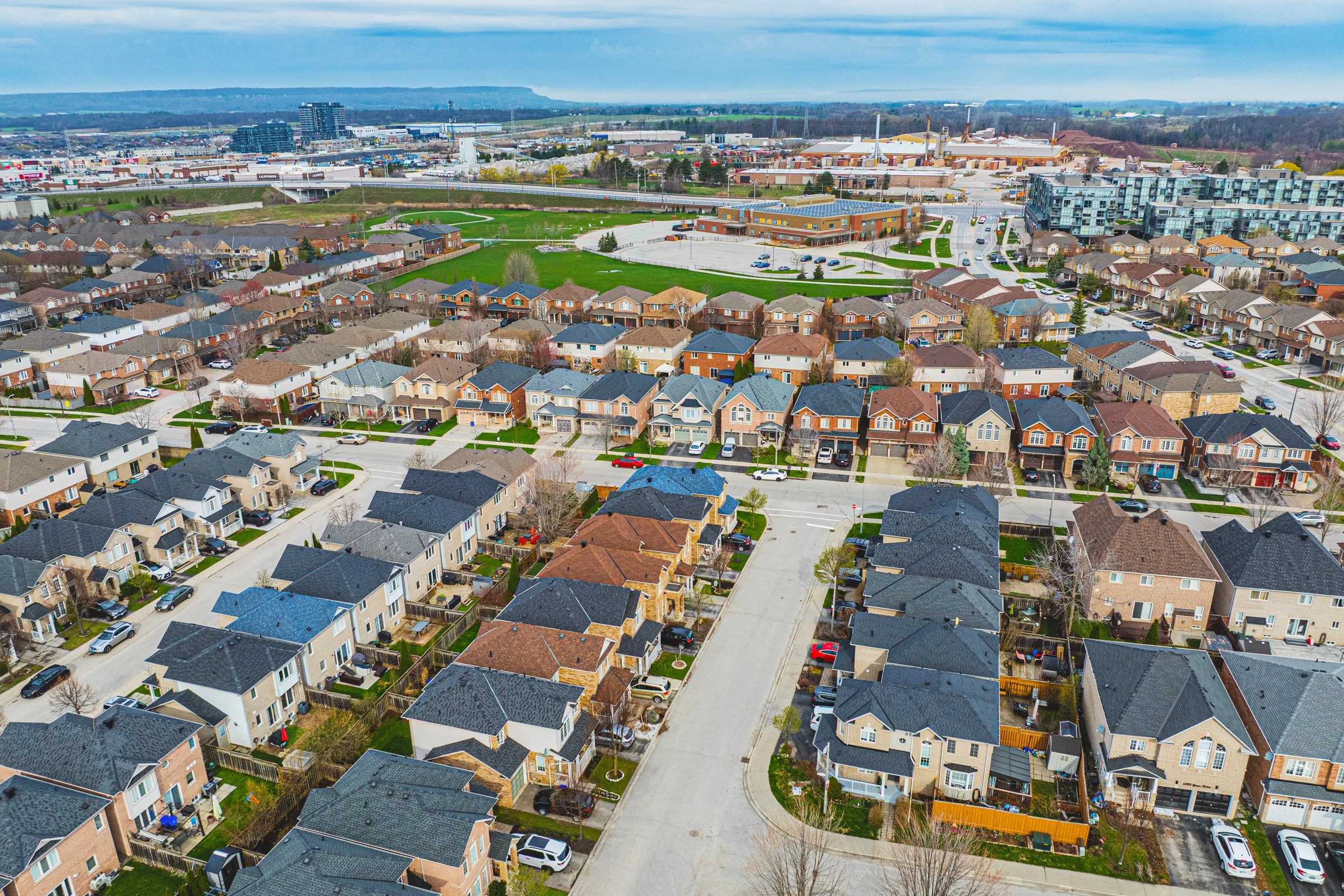 35 - 2412 Curtis Rd, Burlington.jpg