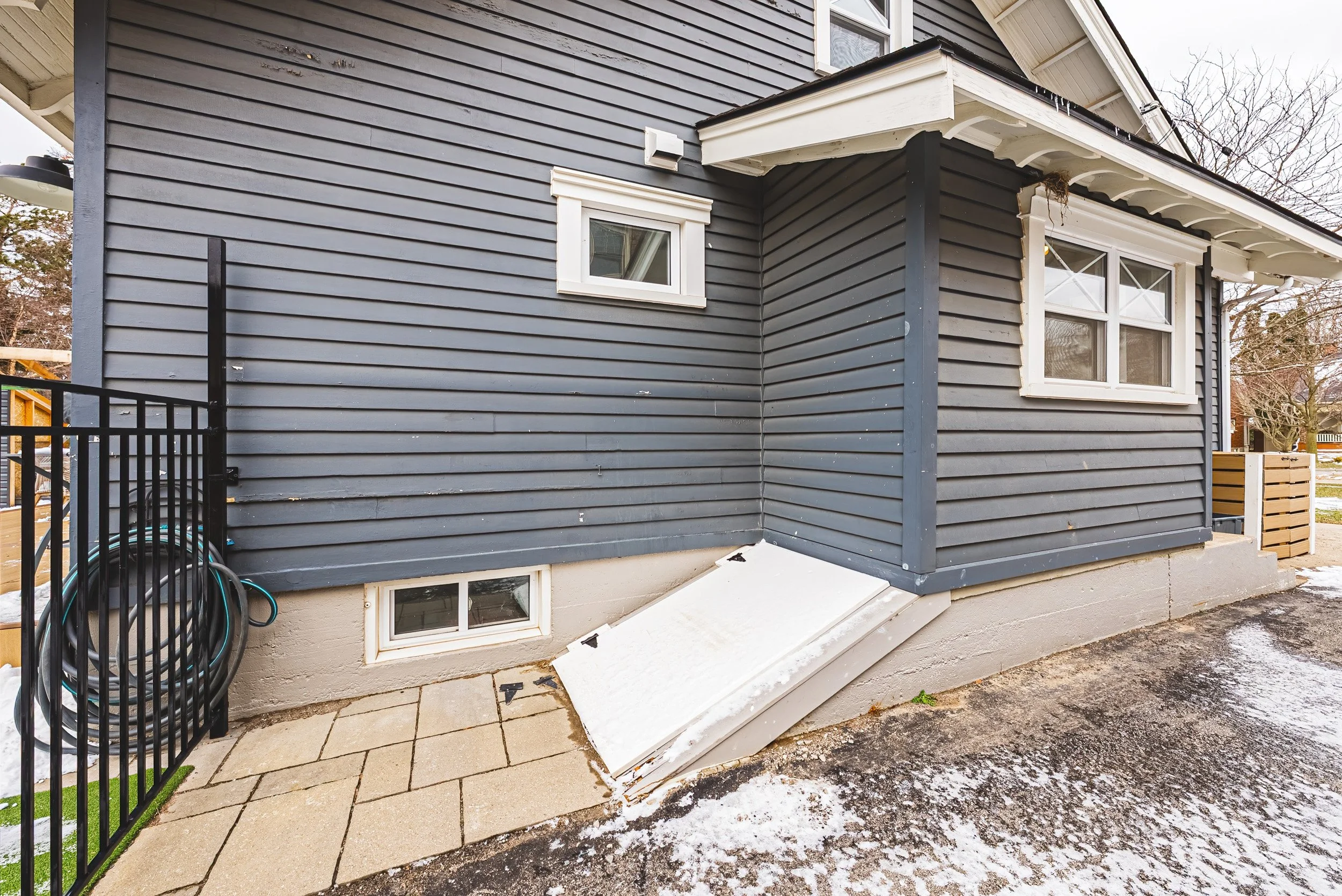 39 - 6 Nelles Blvd, Grimsby.jpg