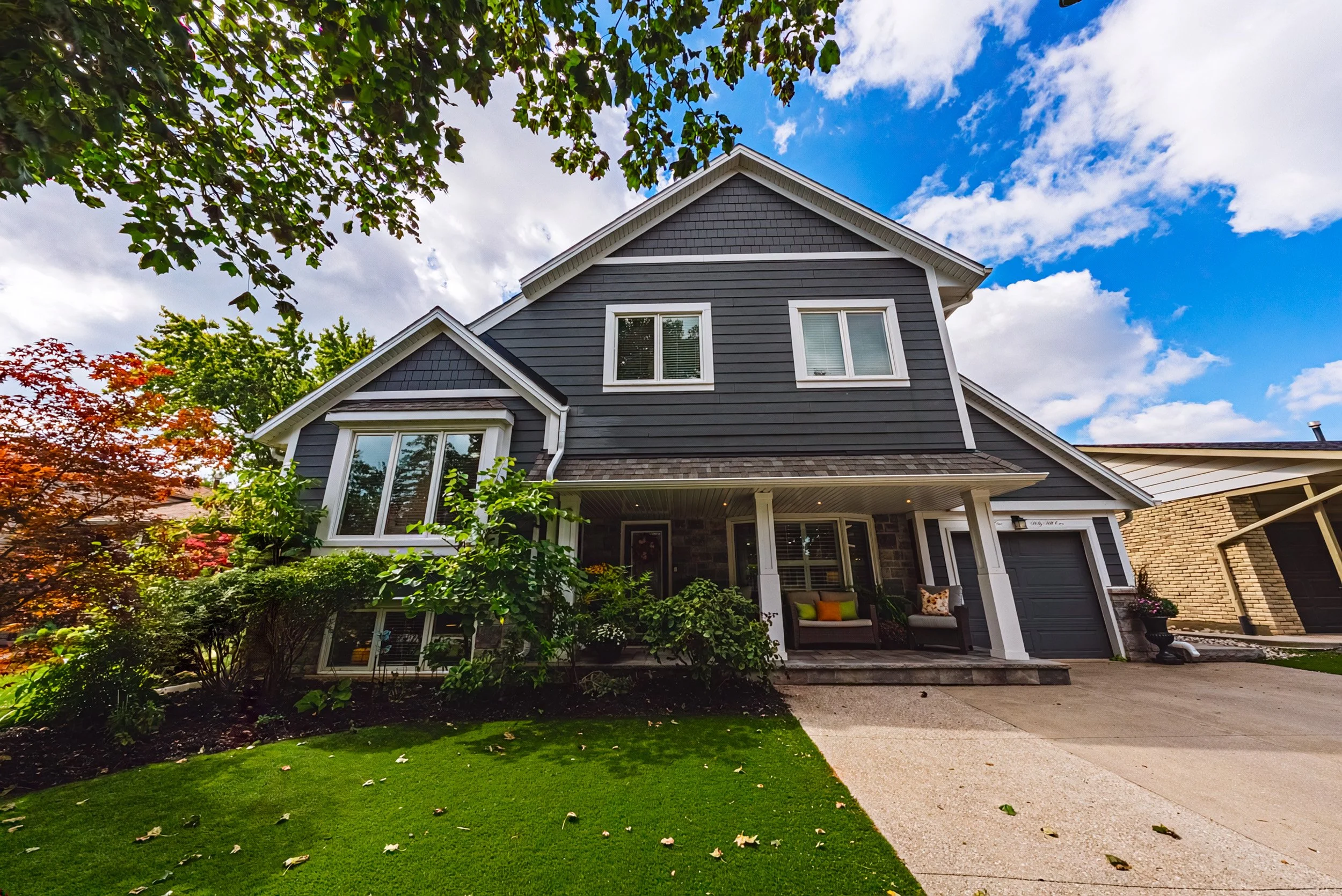 2 - 581 Holly Hill Cres, Burlington.jpg