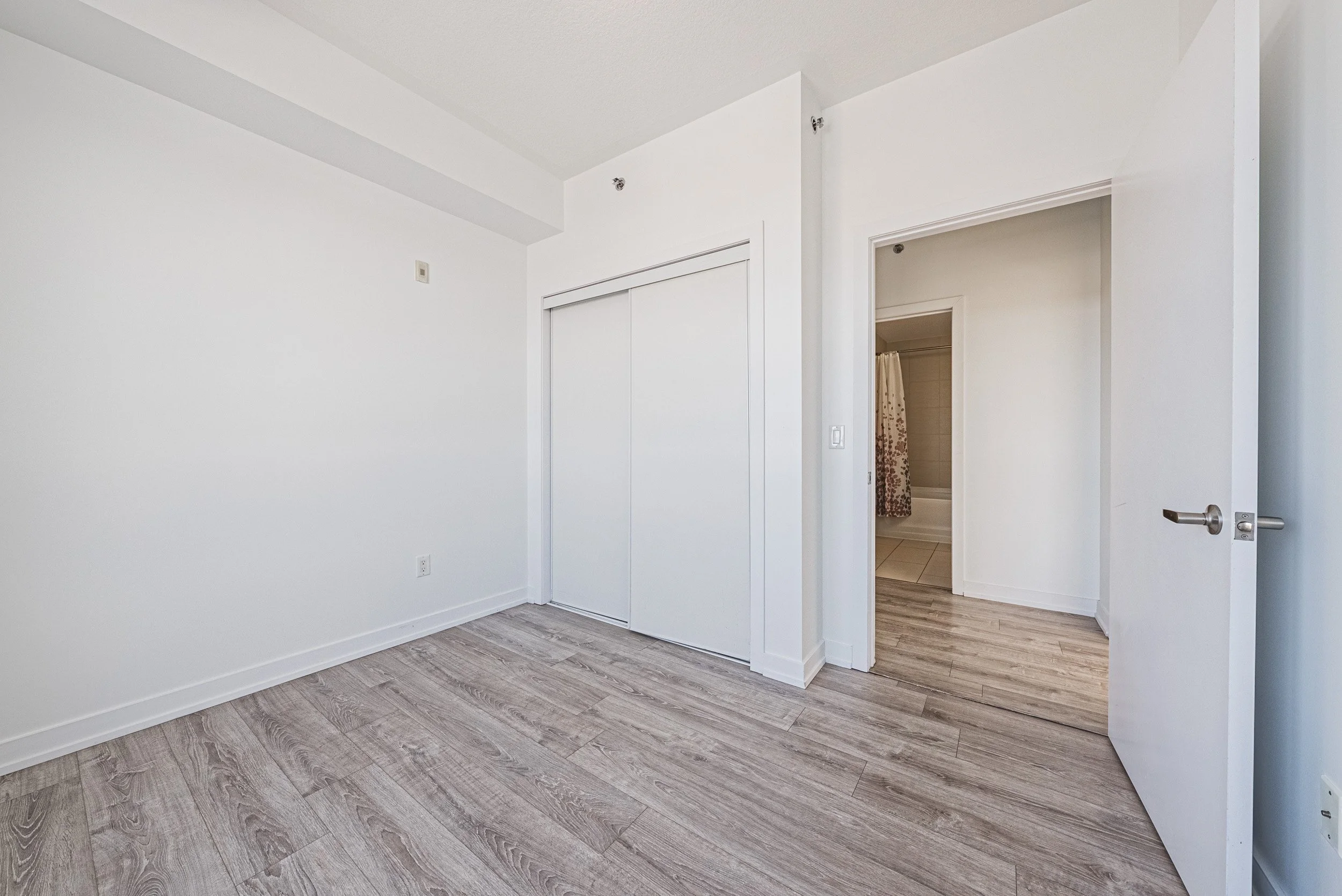 17 - 2486 Old Bronte Rd #706, Oakville.jpg