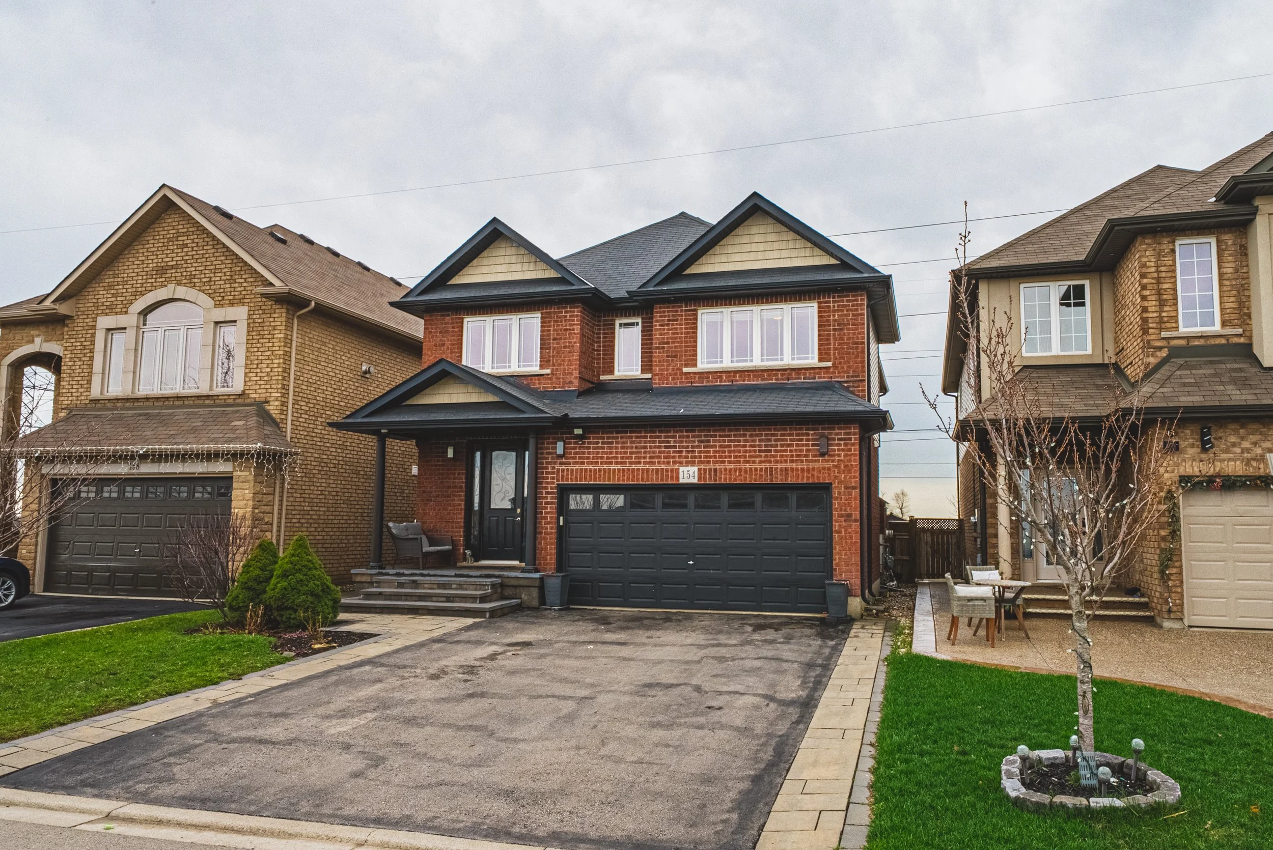 2-154 Keystone Cres, Hamilton.jpg