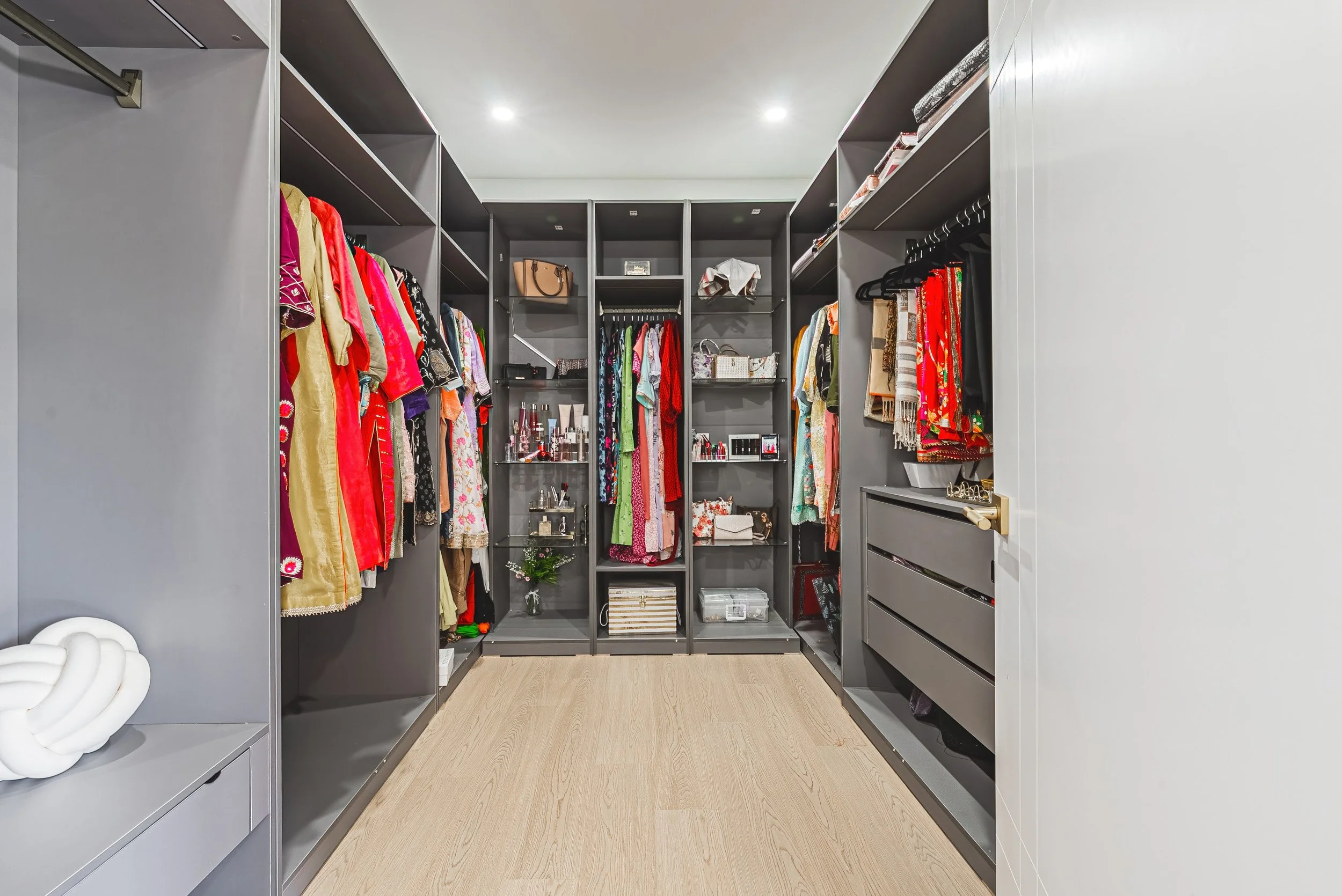 34 - 4511 Guelph Line, Burlington.jpg