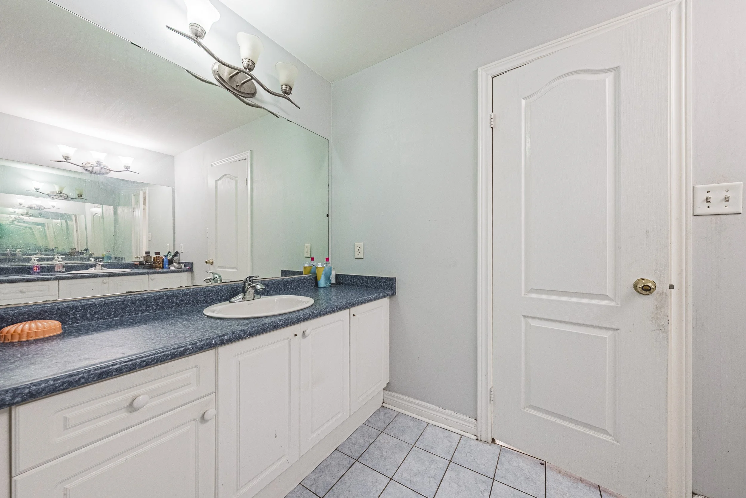 23 - 66 Citadel Cres, Brampton.jpg