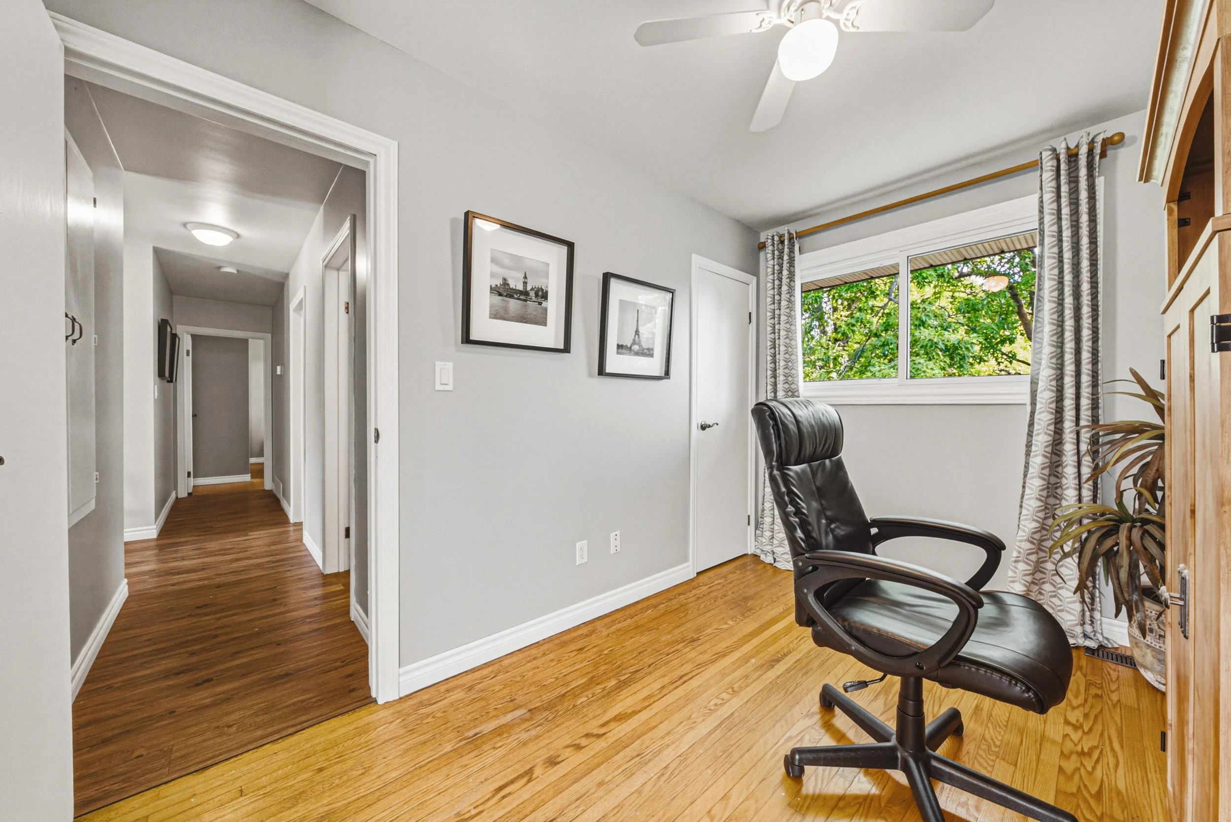 13 - 1821 Biscayne Dr, Cambridge.jpg