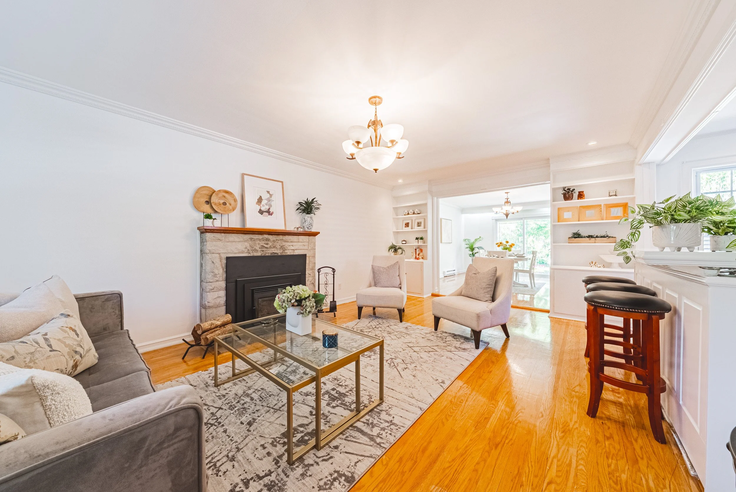6 - 5039 Valley Way, Niagara Falls.jpg